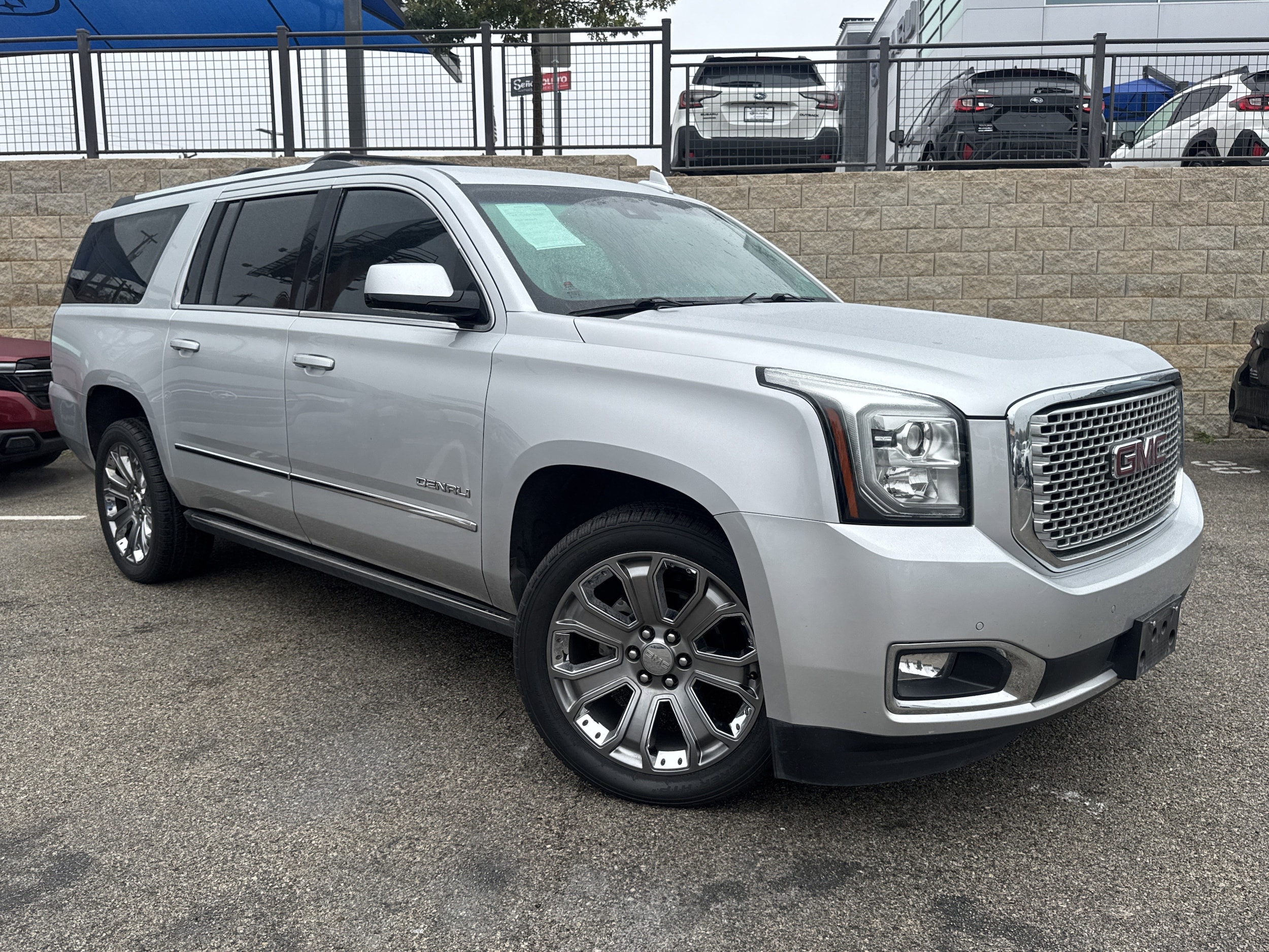 2015 GMC Yukon XL Denali's photo