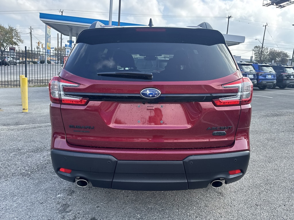 Used 2025 Subaru Ascent Onyx Edition 7-Passenger SUV