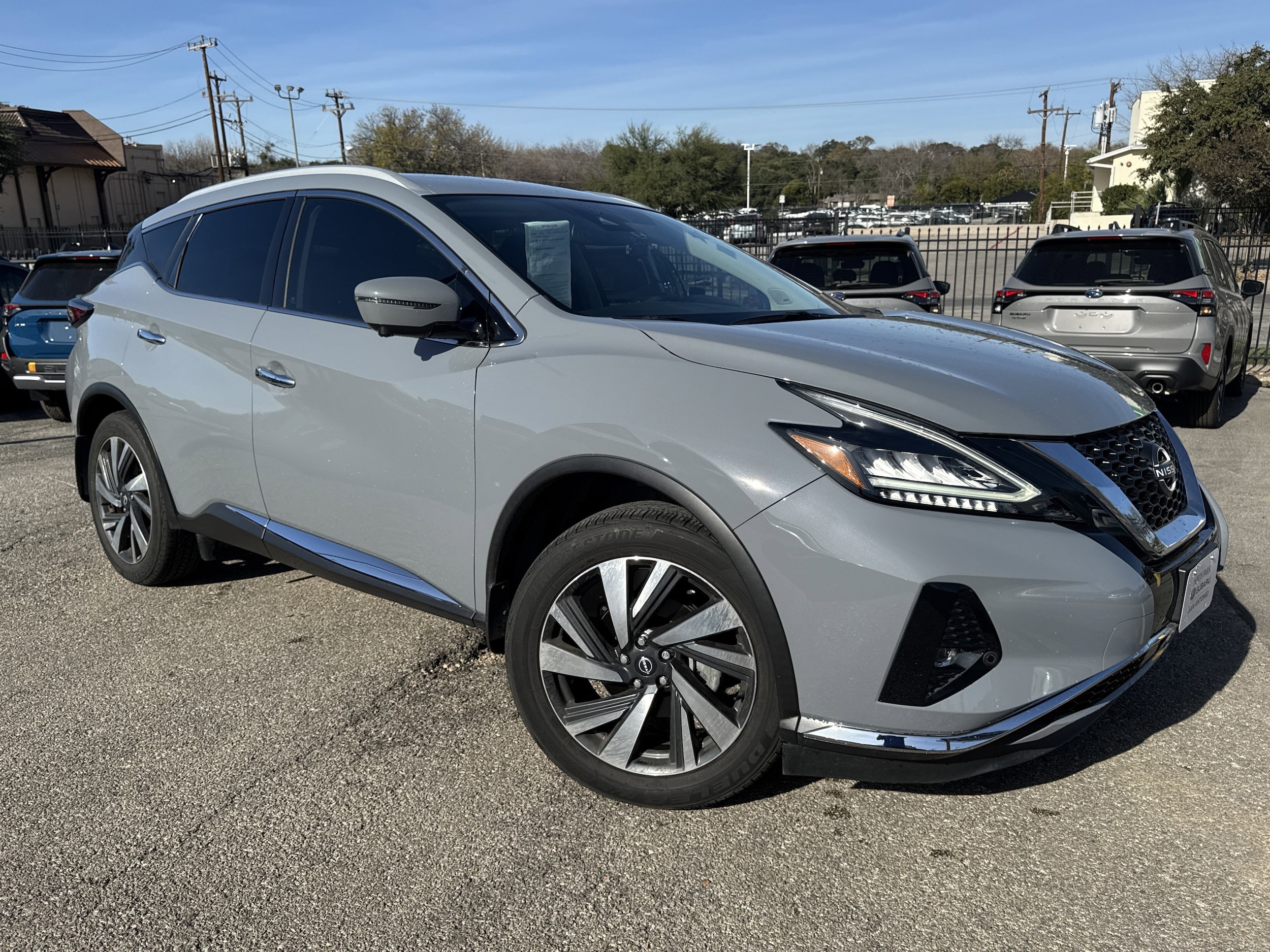 2023 Nissan Murano SL's photo