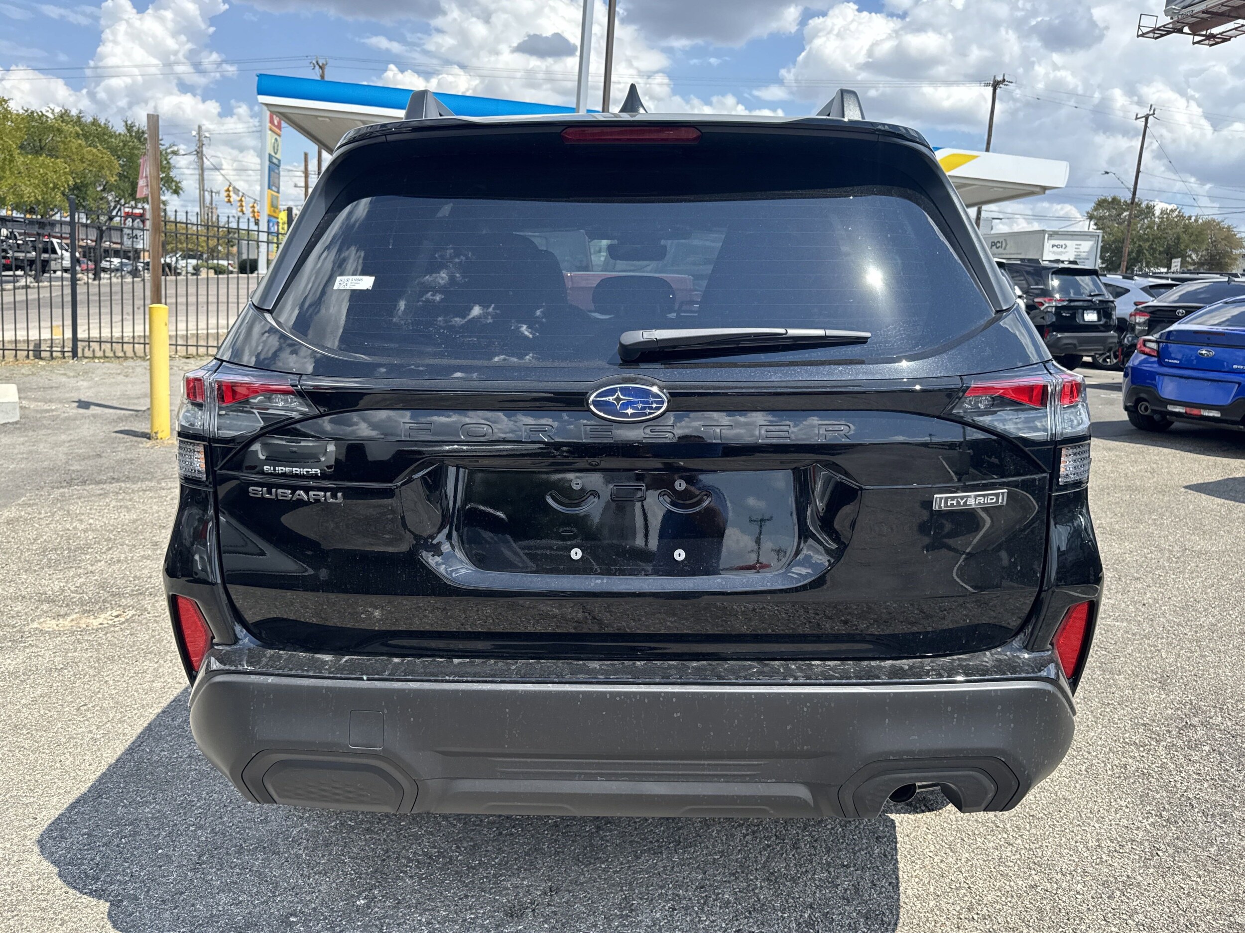 2025 Subaru Forester Premium photo 2