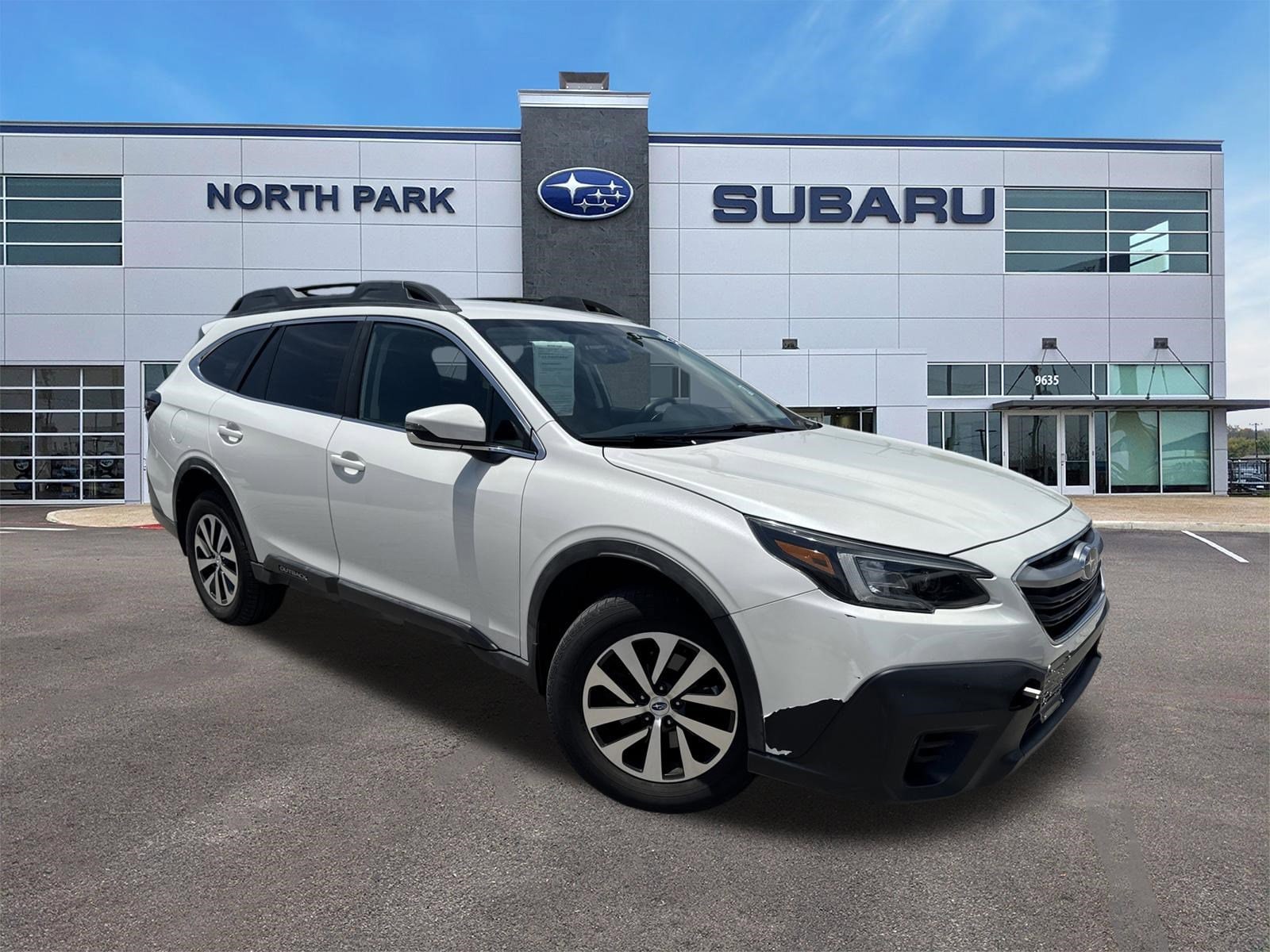 2020 Subaru Outback Premium's photo