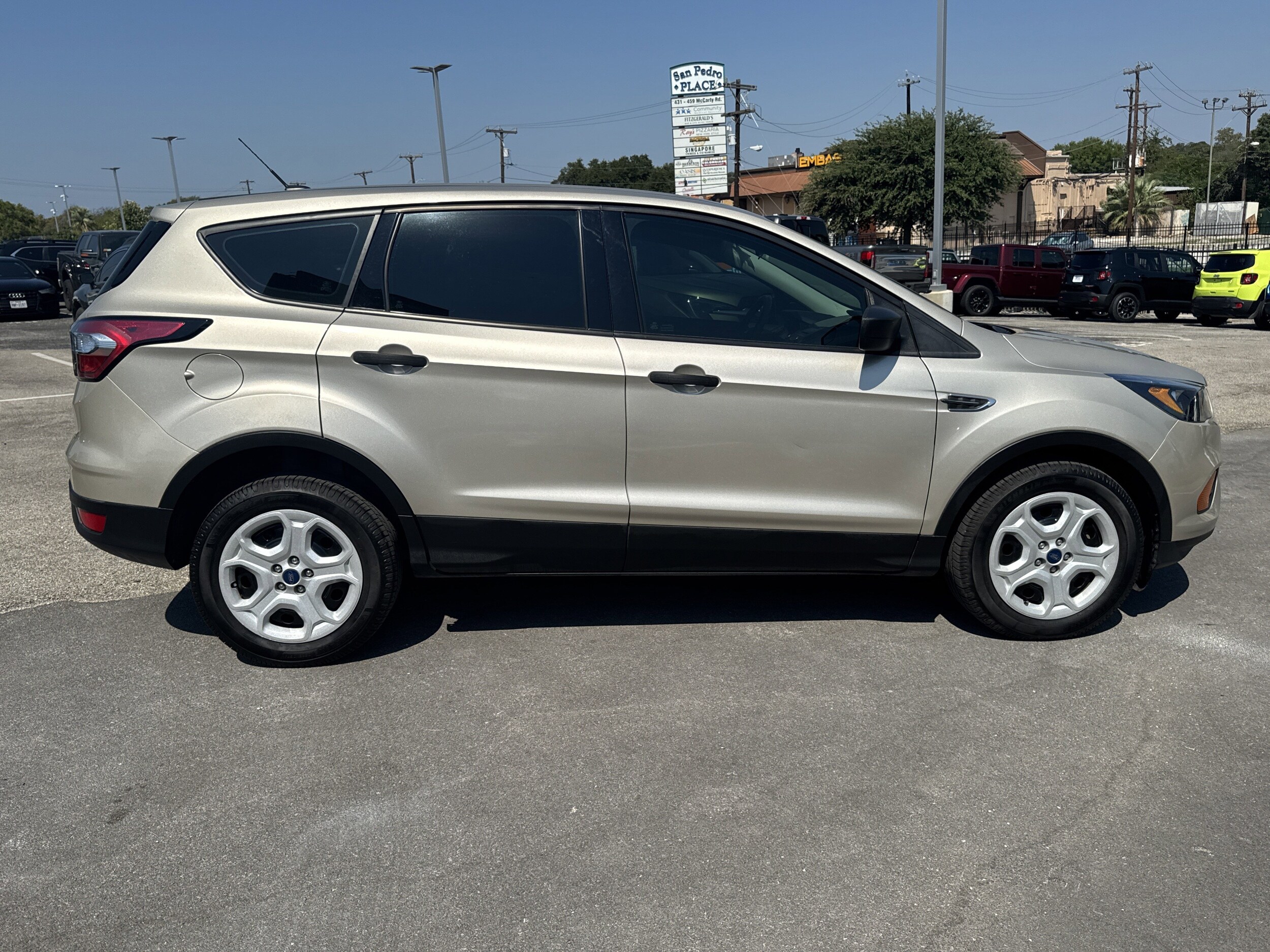 2018 Ford Escape S photo 2