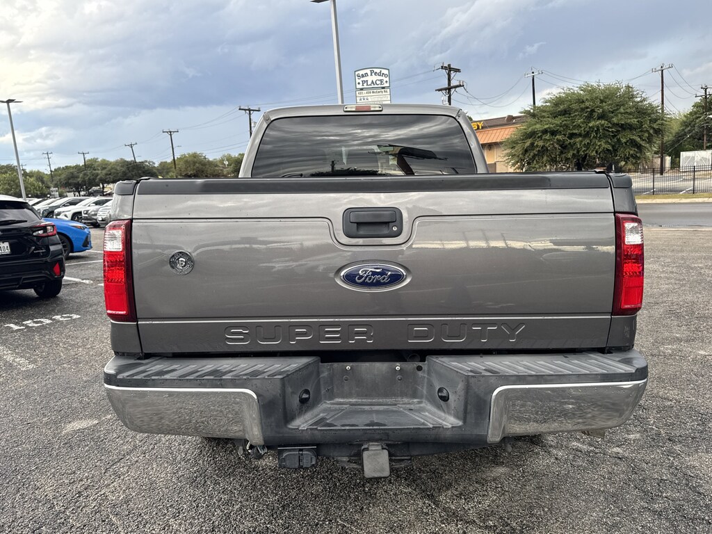 Used 2013 Ford F-250  Truck Crew Cab
