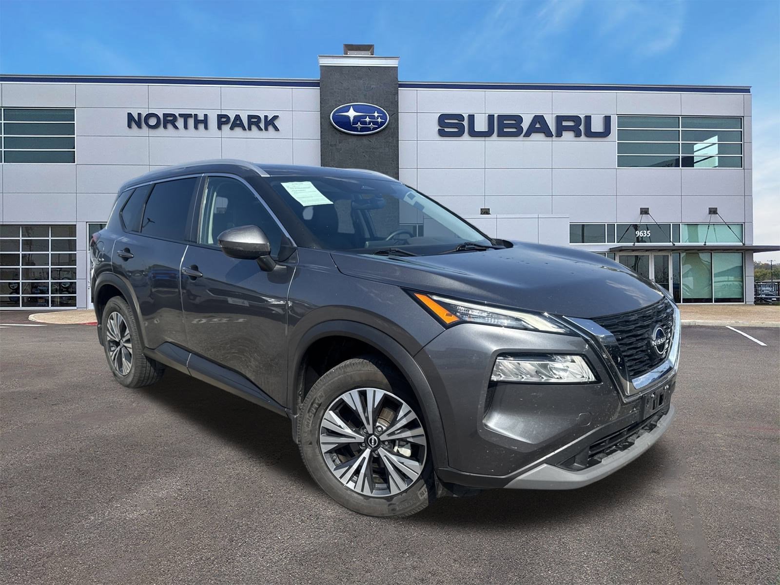 2022 Nissan Rogue SV