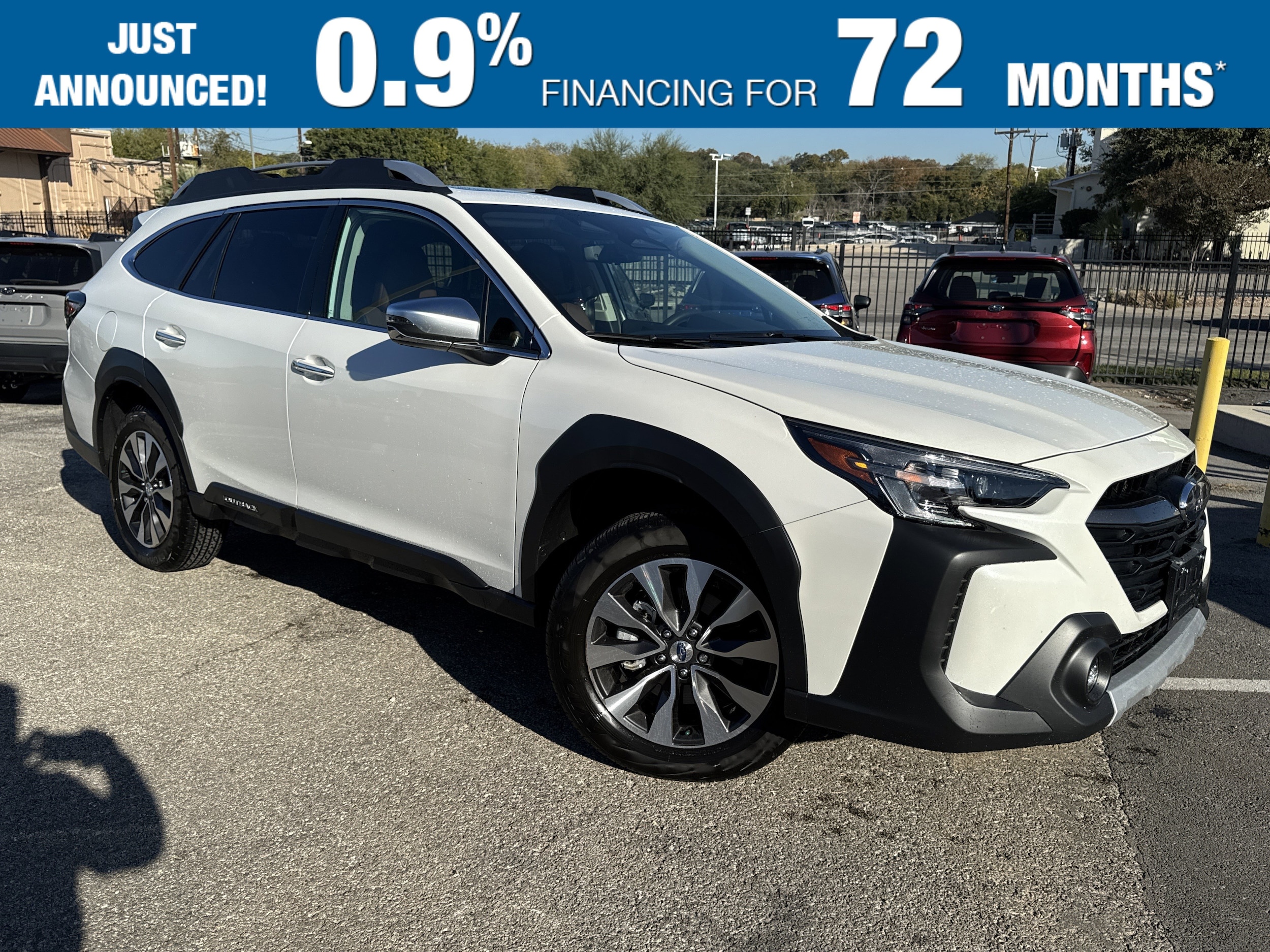 2025 Subaru Outback Touring's photo