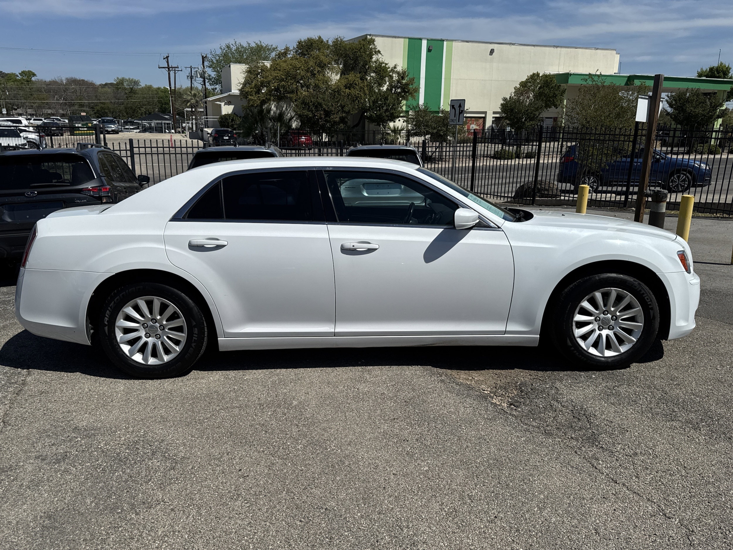 Used 2014 Chrysler 300 Base with VIN 2C3CCAAG5EH345621 for sale in San Antonio, TX