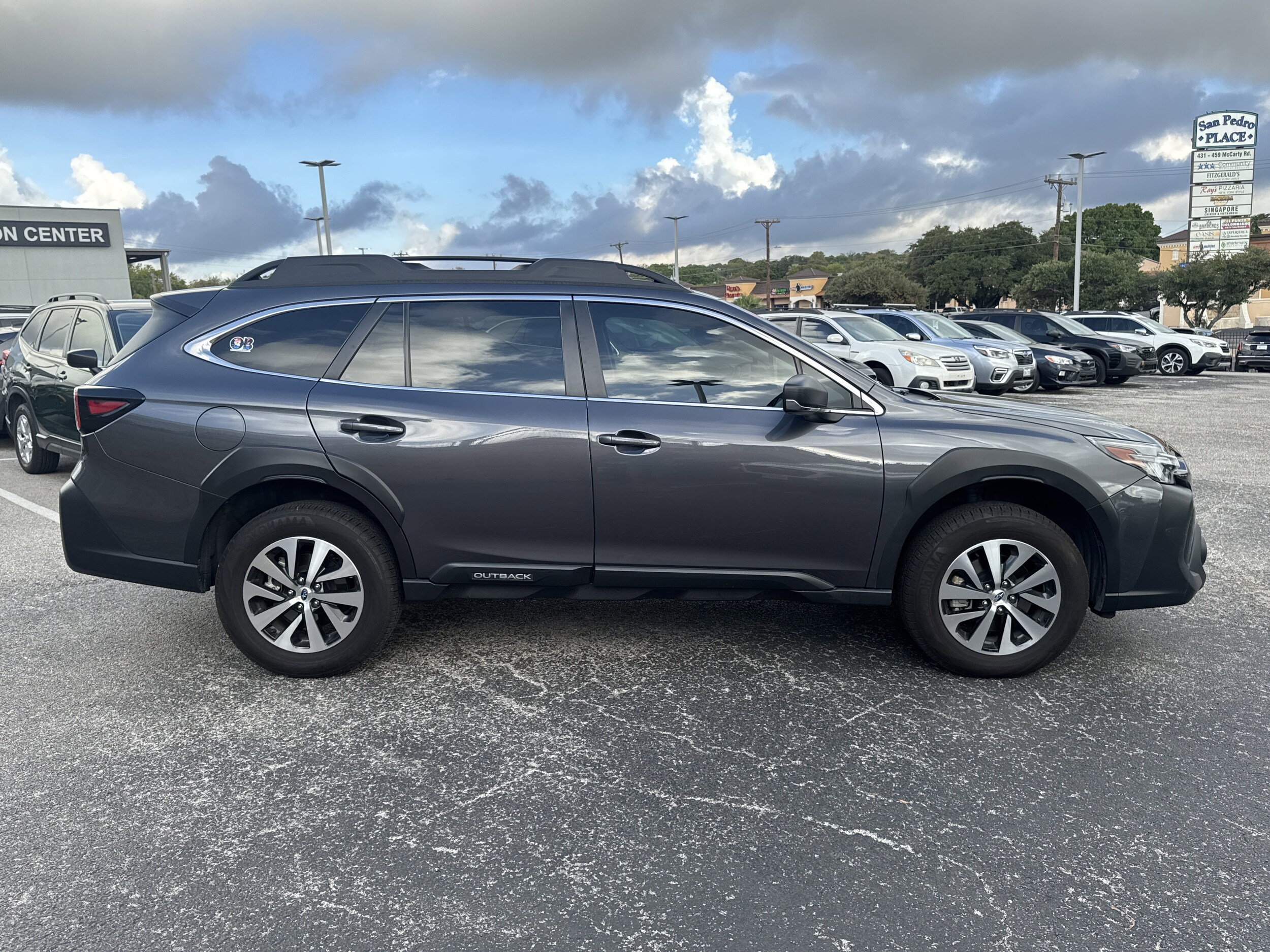 2025 Subaru Outback Base photo 2