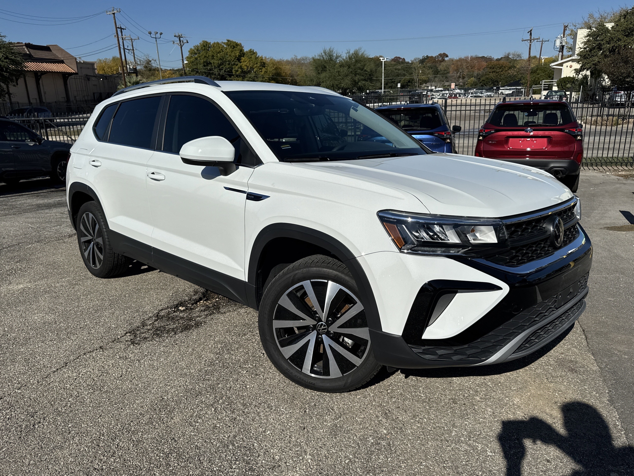 2024 Volkswagen Taos SE