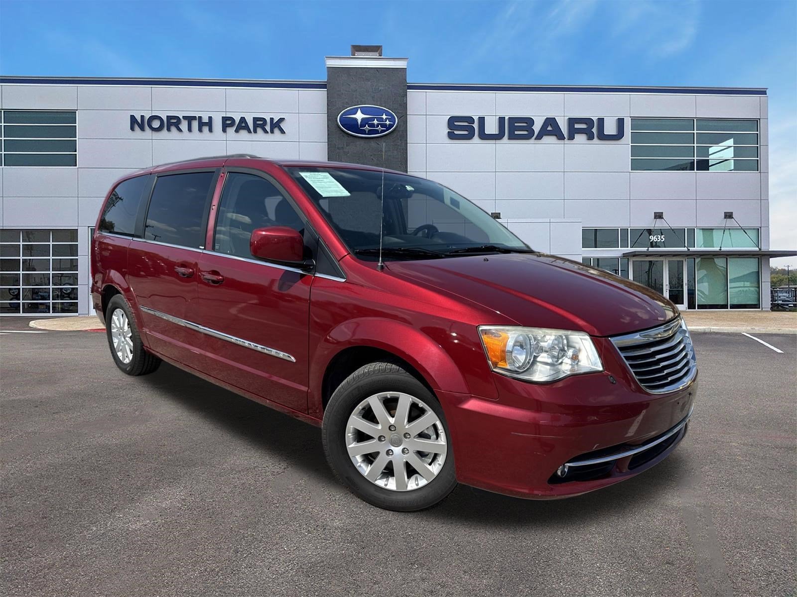 2014 Chrysler Town & Country Touring