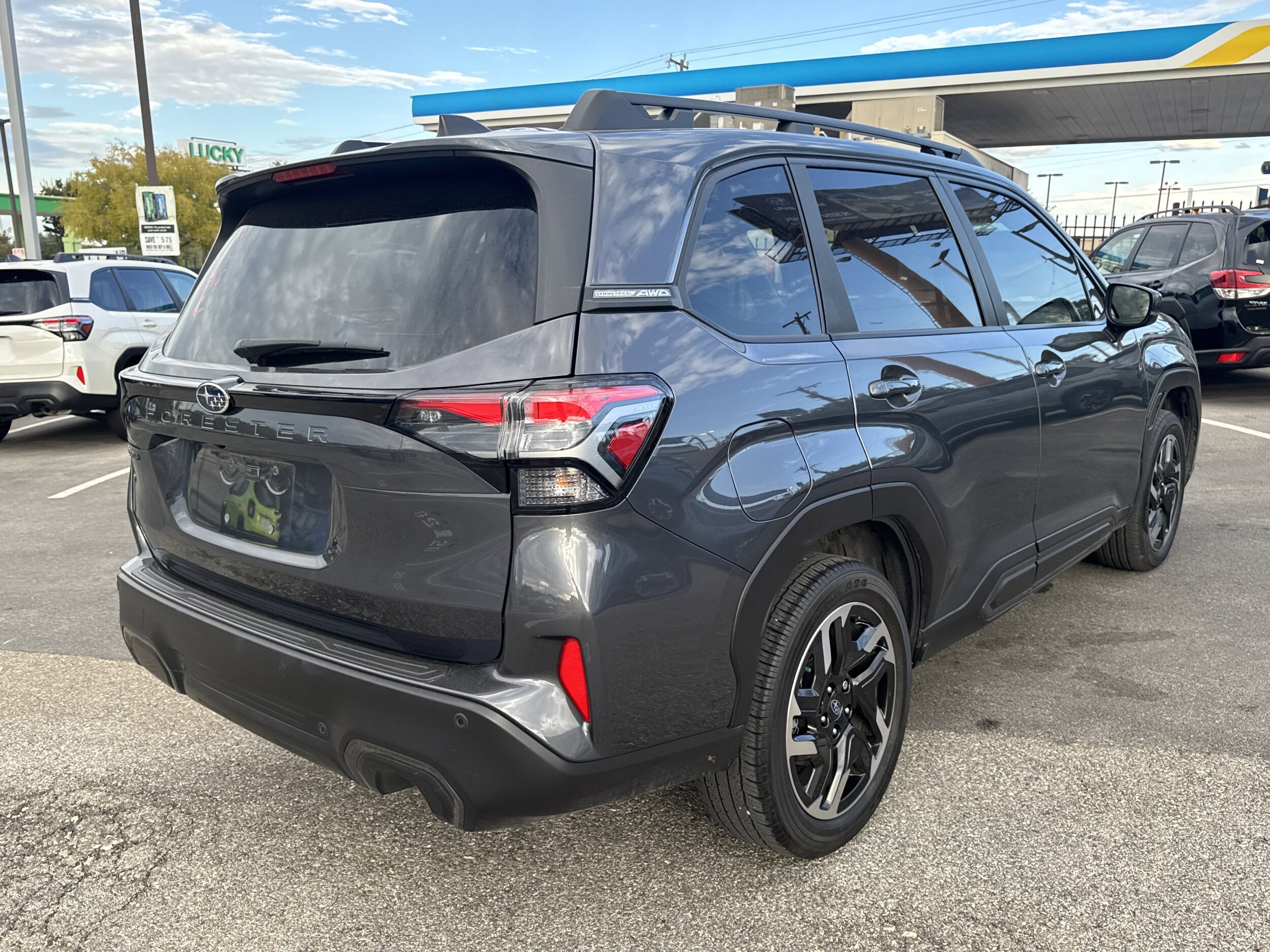 2025 Subaru Forester Limited photo 3