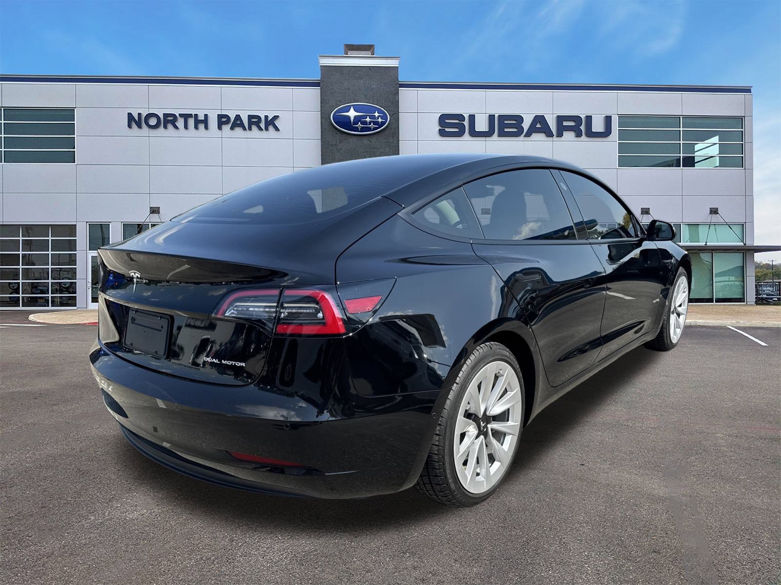 2021 Tesla Model 3 Long Range photo 3