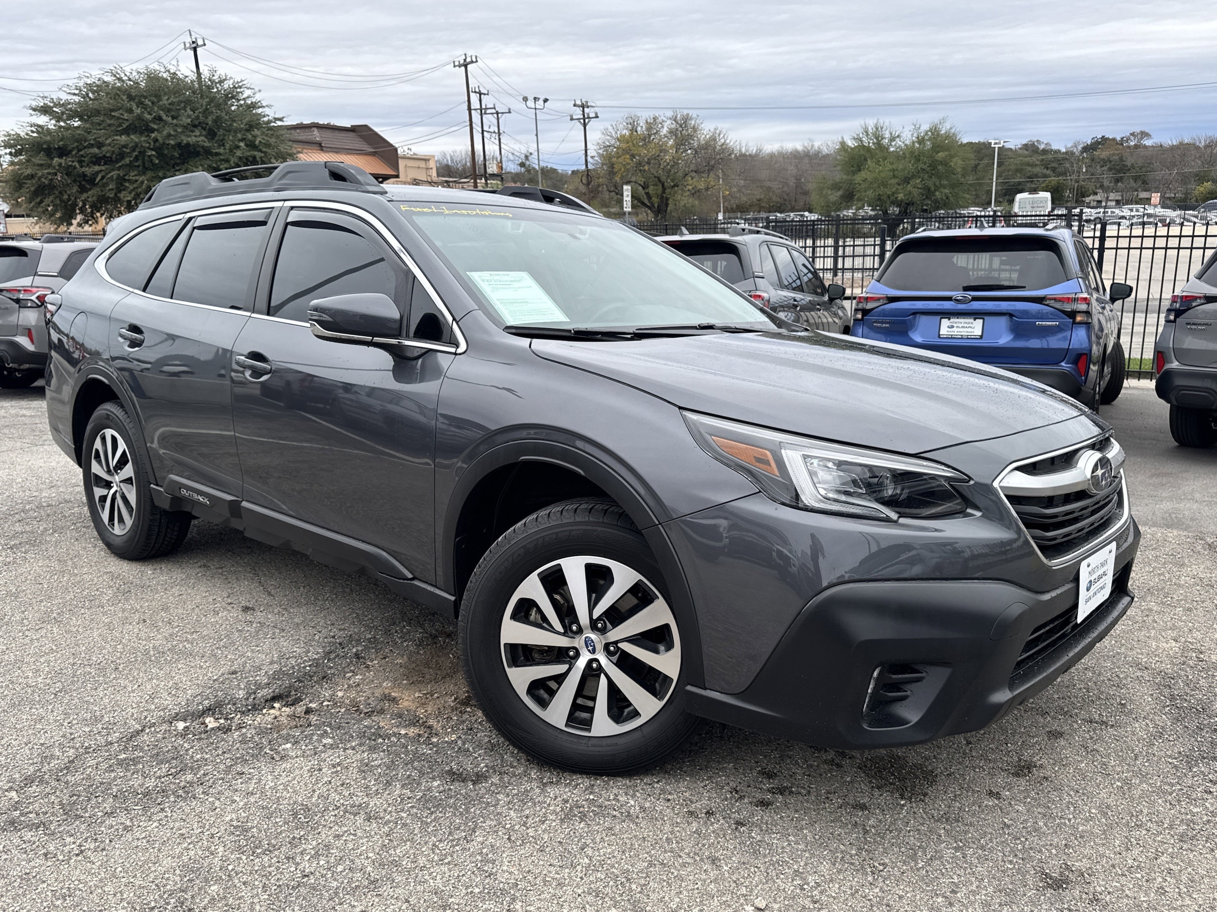 2020 Subaru Outback Premium's photo
