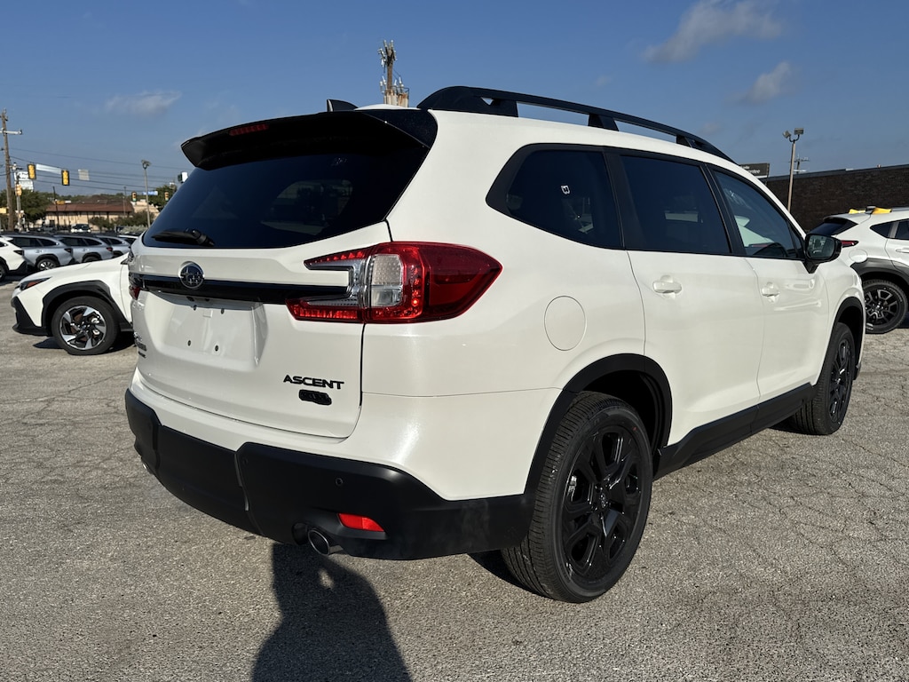 New 2025 Subaru Ascent Onyx Edition Touring 7-Passenger SUV