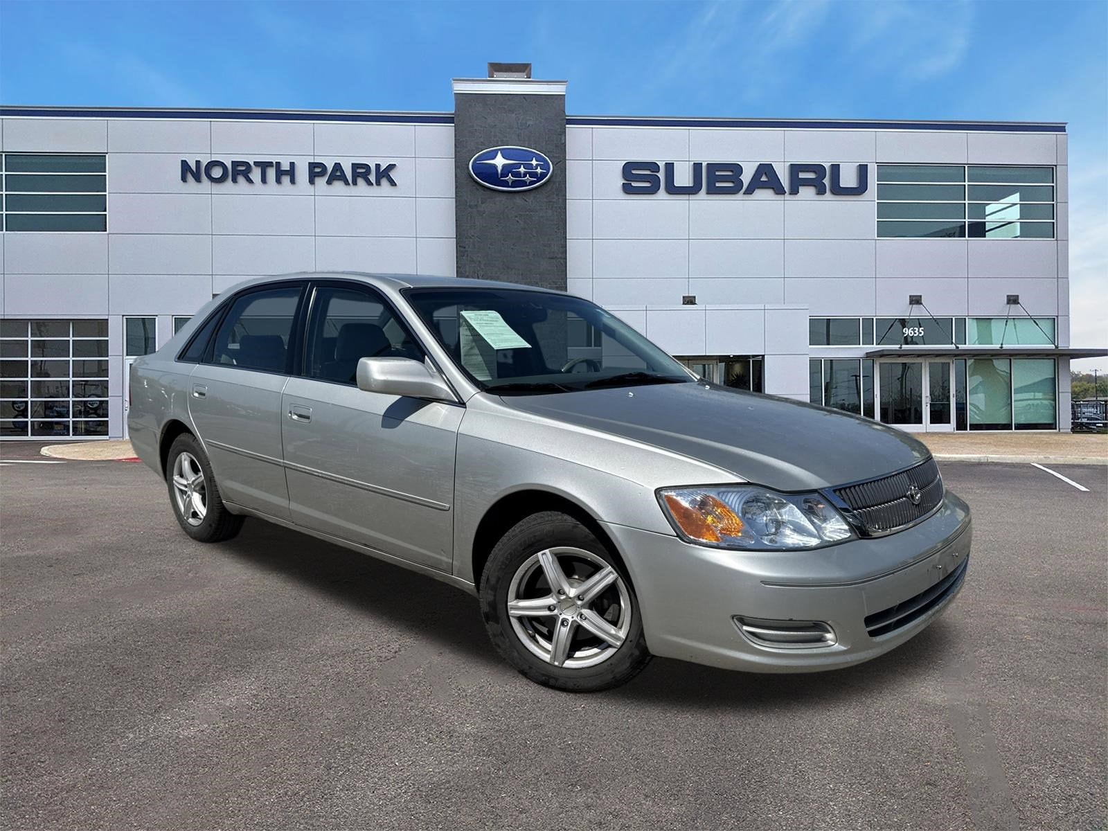 2001 Toyota Avalon XL