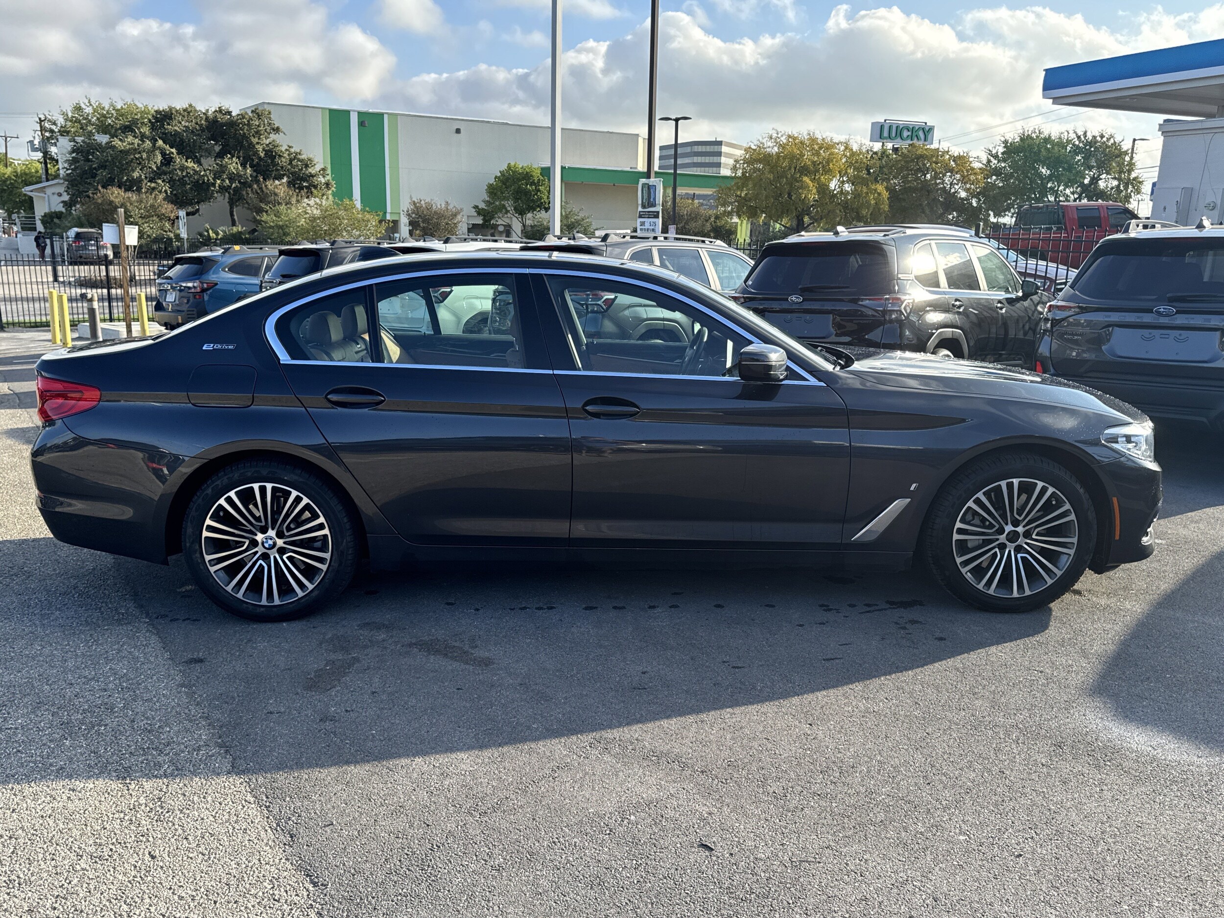 2019 Bmw 530e xDrive photo 2