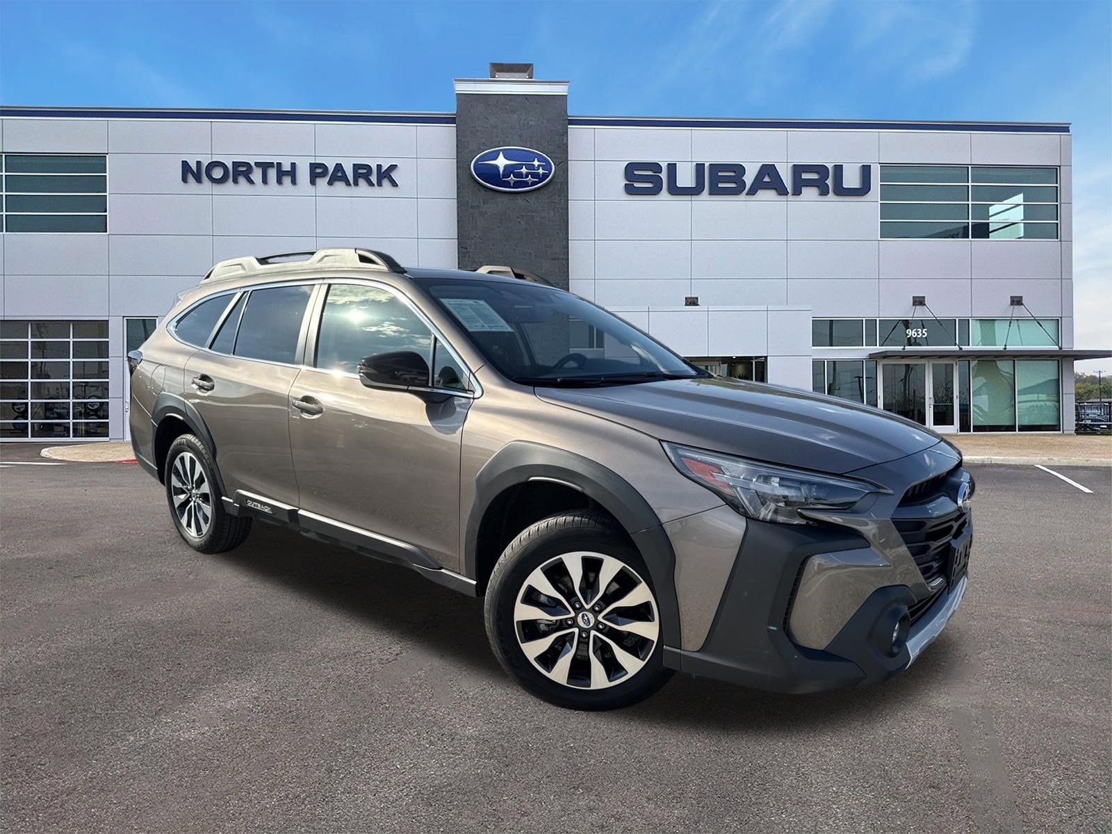 2024 Subaru Outback Limited's photo