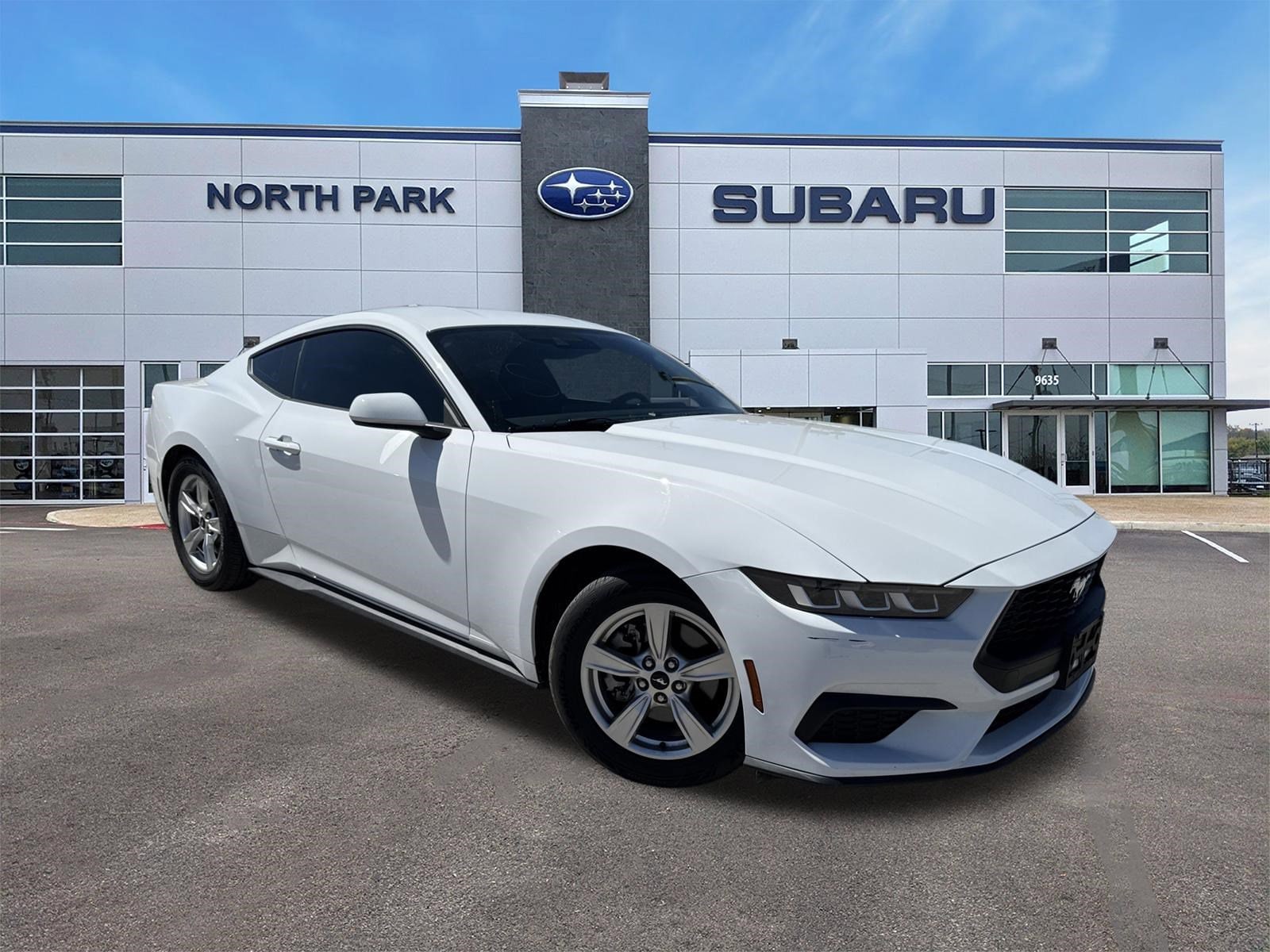 2024 Ford Mustang EcoBoost Fastback's photo