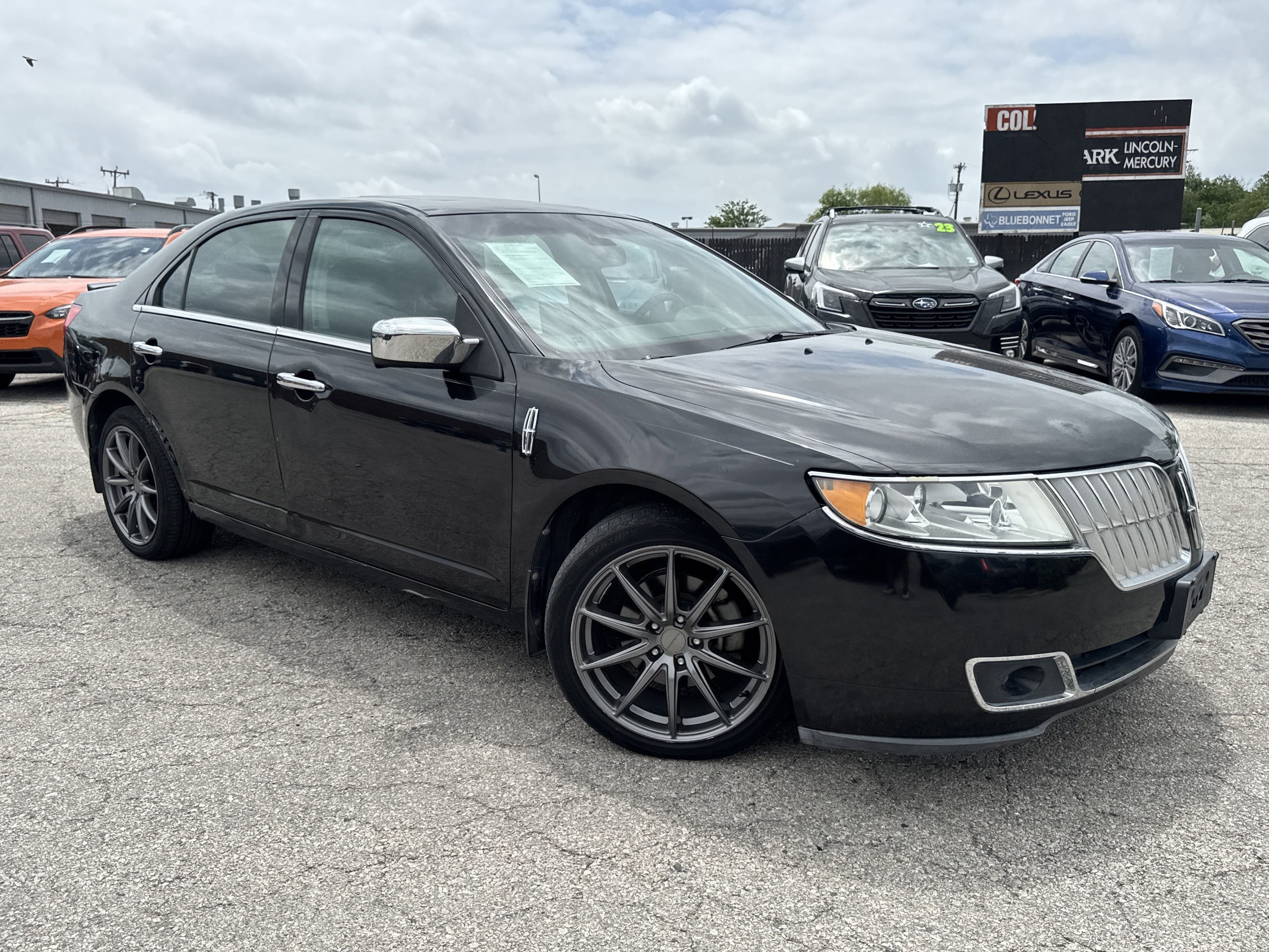 2010 Lincoln MKZ's photo