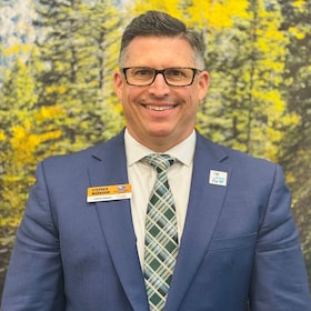 Staff member Stephen Markham from 05468f3d3430