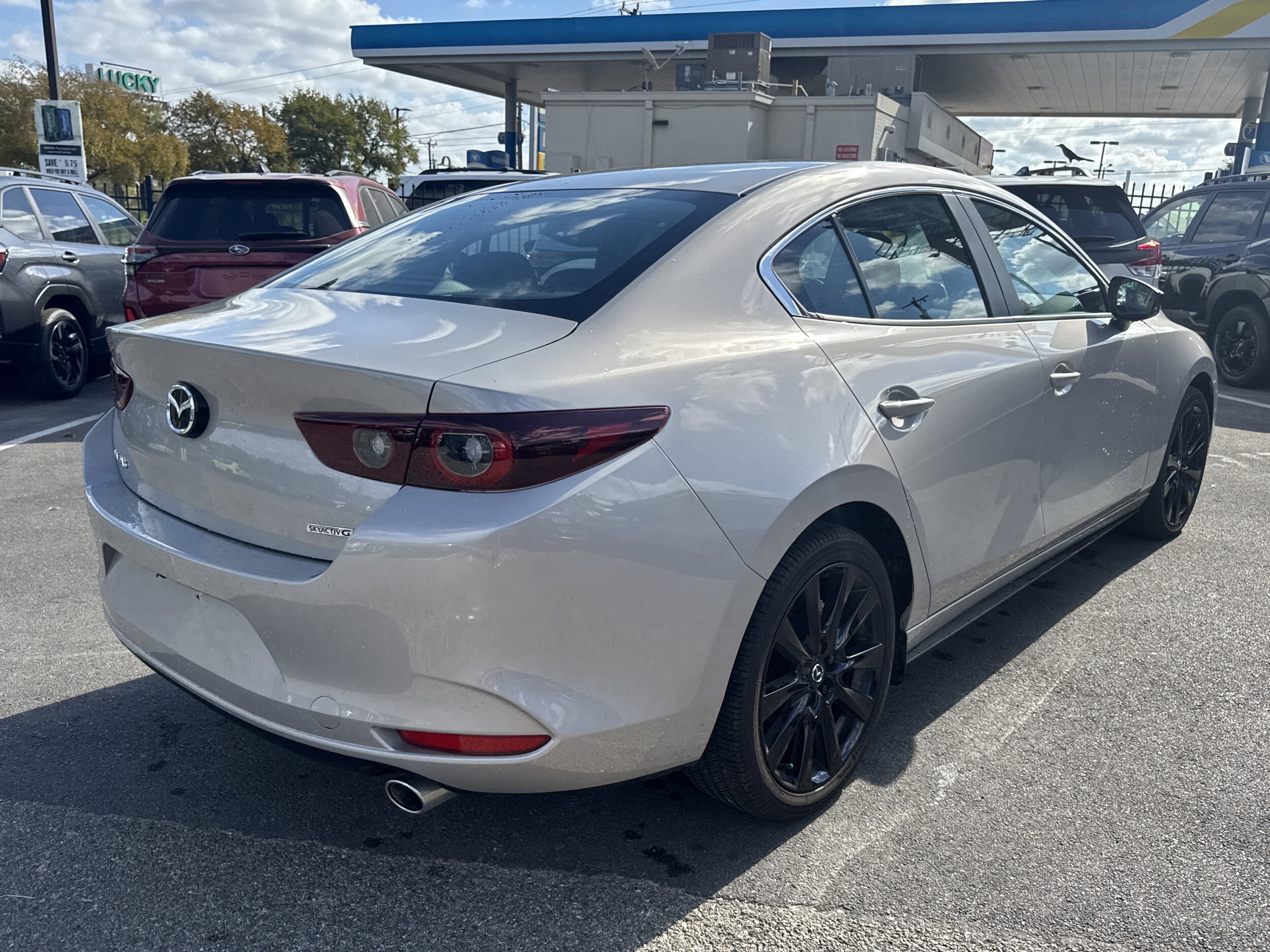 2024 Mazda Mazda3 Sedan 2.5 Select Sport photo 3