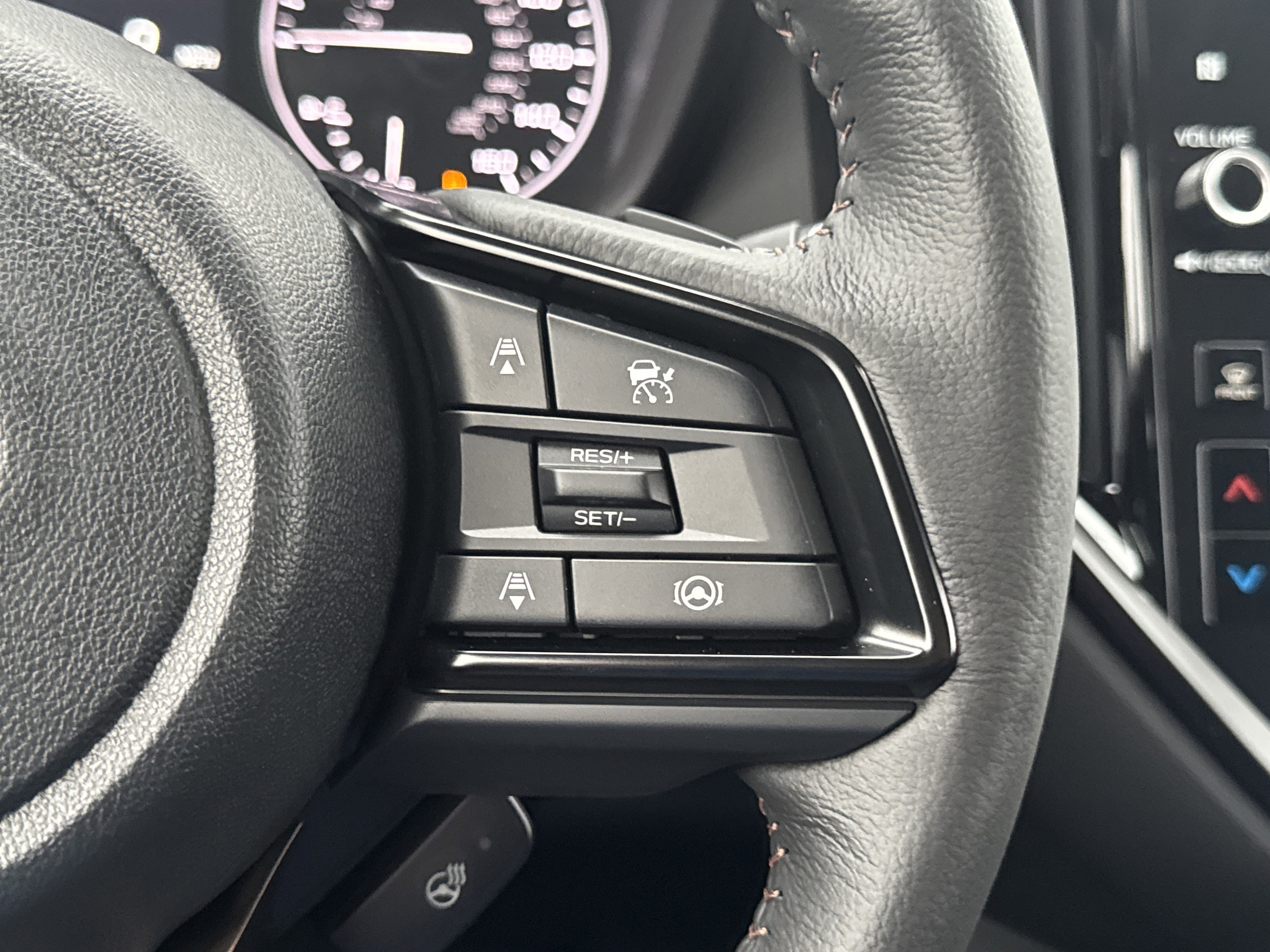 2026 Subaru Ascent Limited Bronze Edition - Photo 16