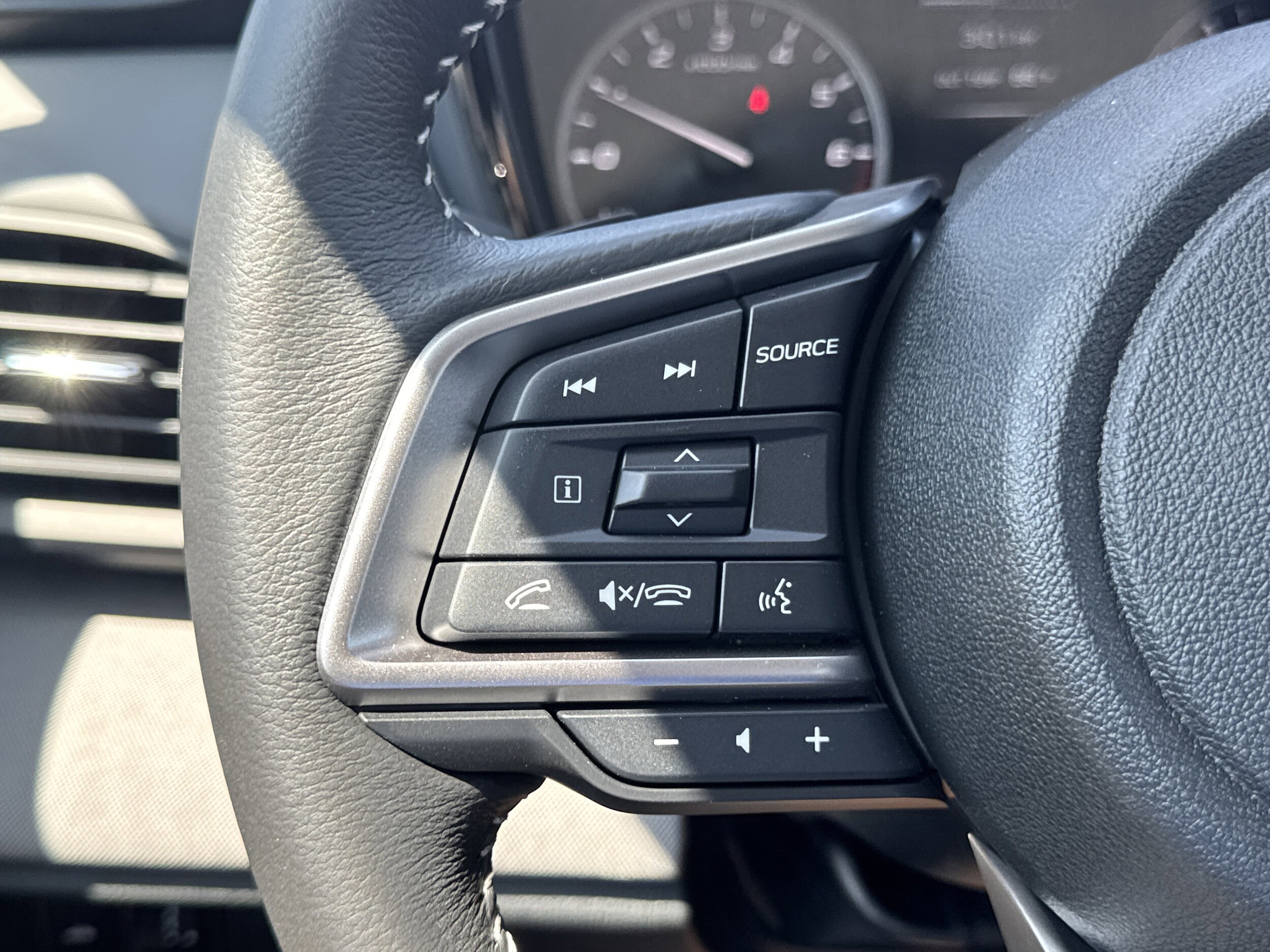 2025 Subaru Legacy Premium - Photo 14