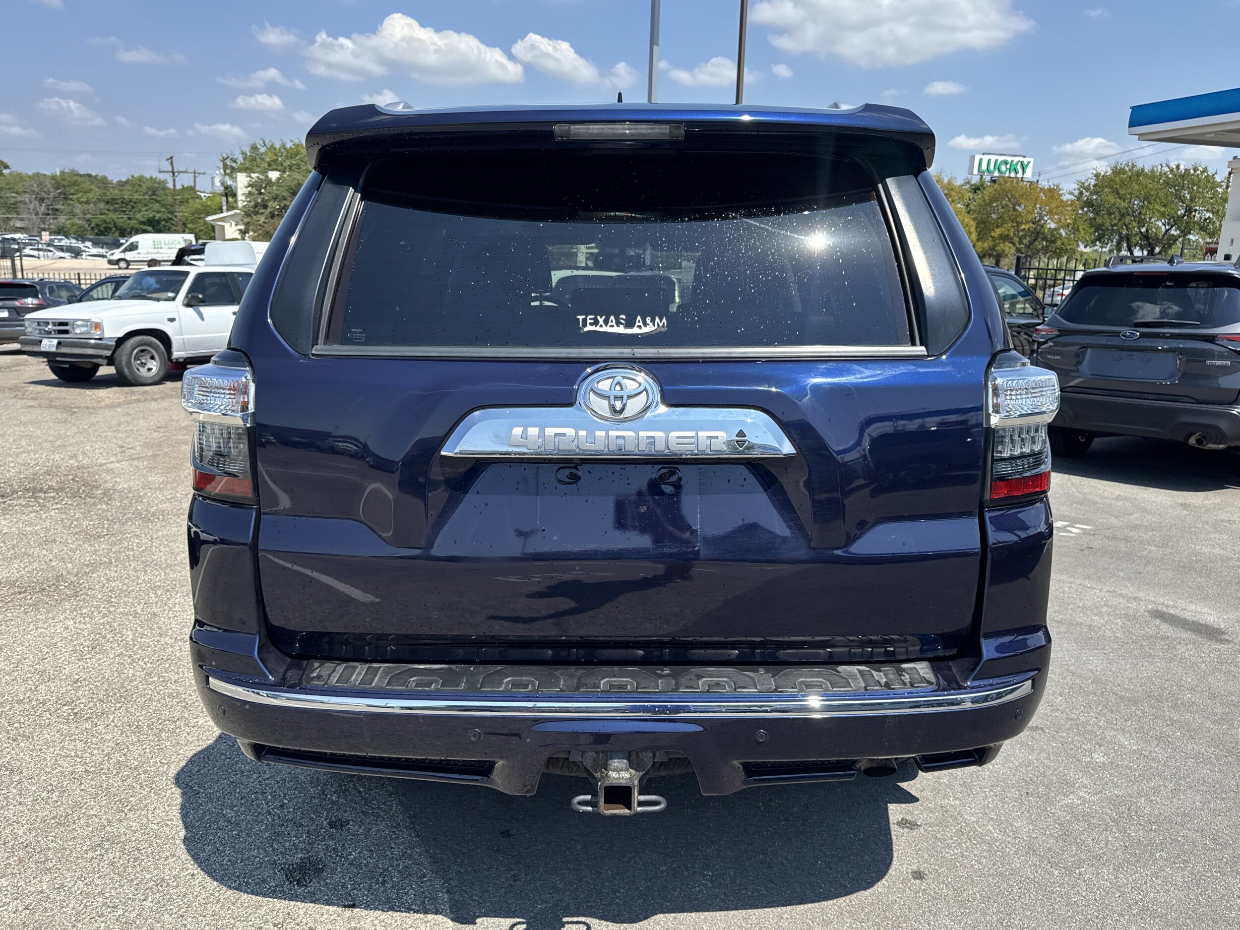 2018 Toyota 4Runner Limited SR5 Premium photo 3
