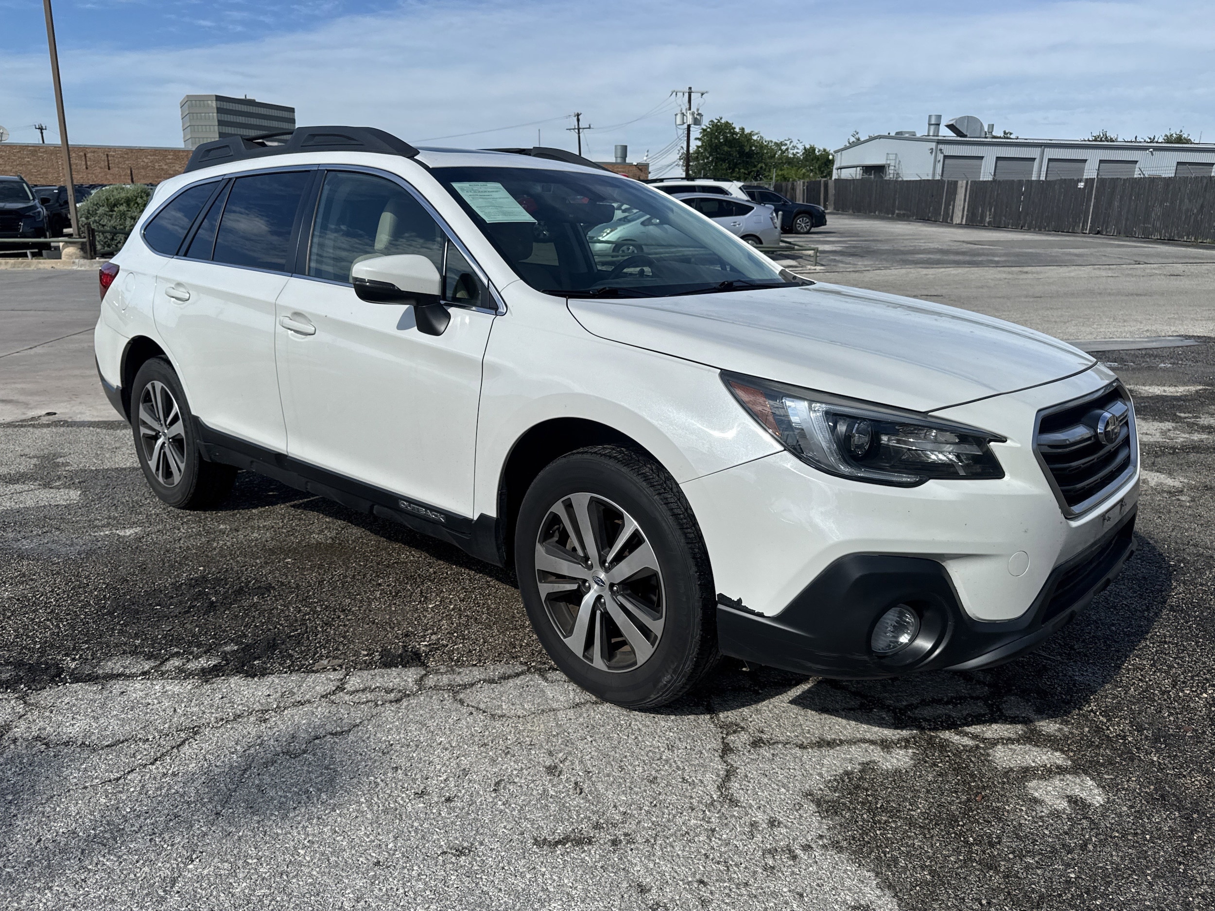 2019 Subaru Outback 2.5i Limited's photo