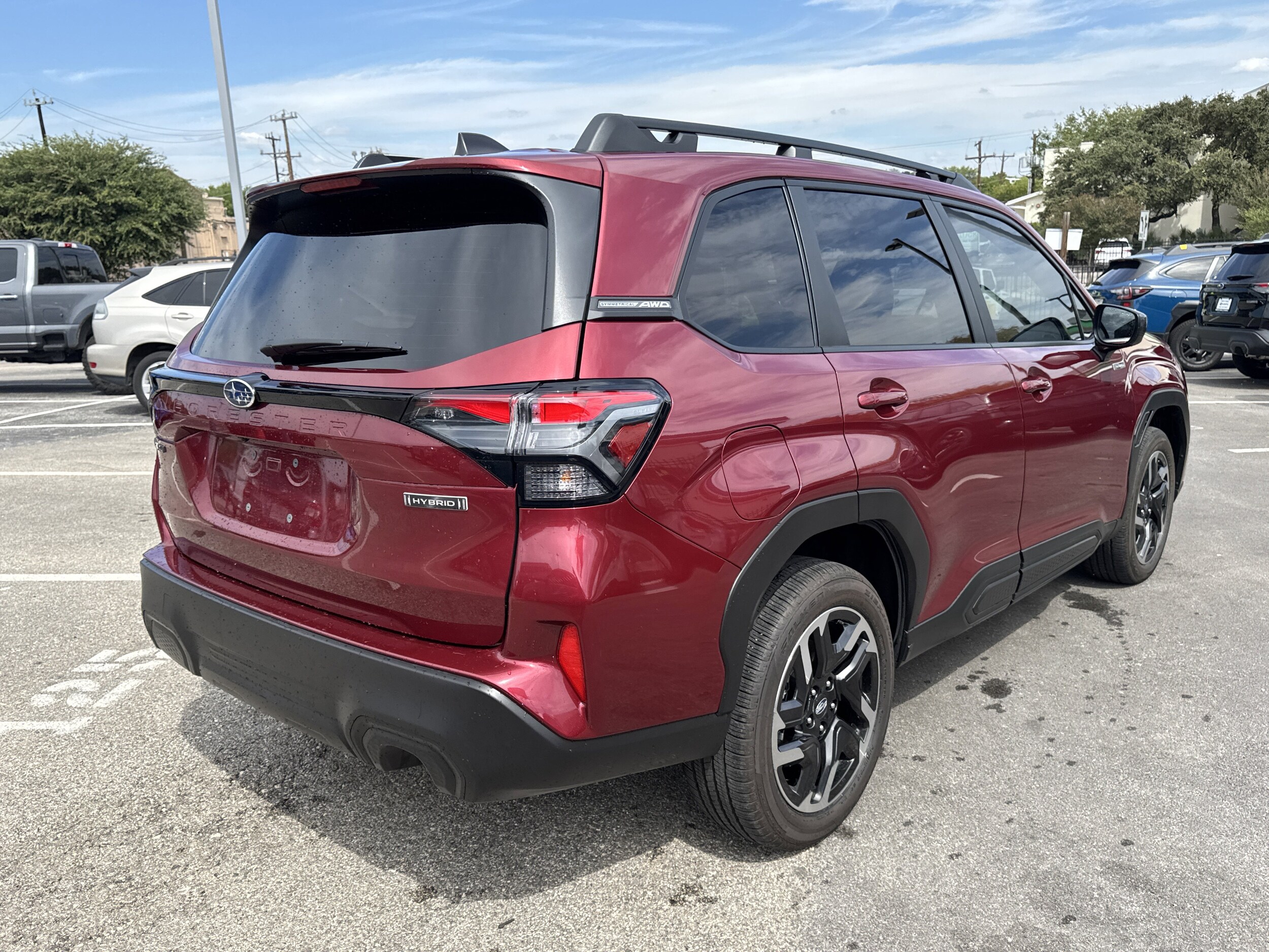 2025 Subaru Forester Premium photo 3