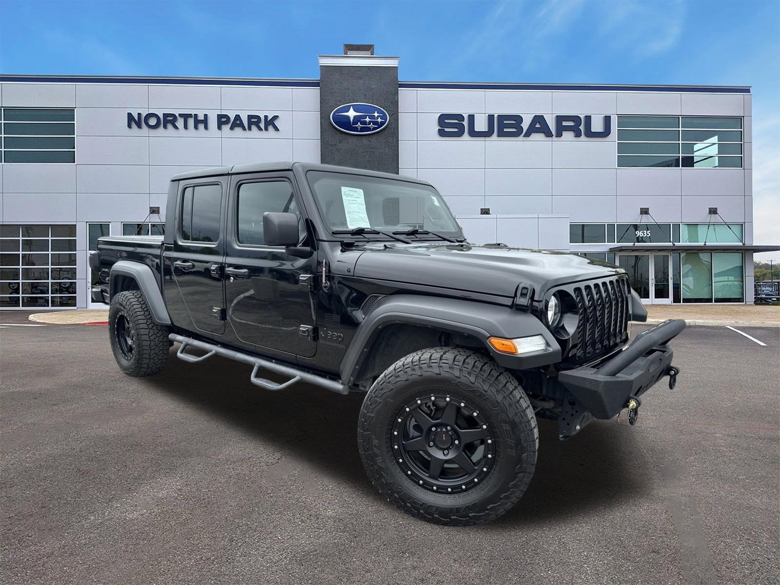 2020 Jeep Gladiator Sport S's photo