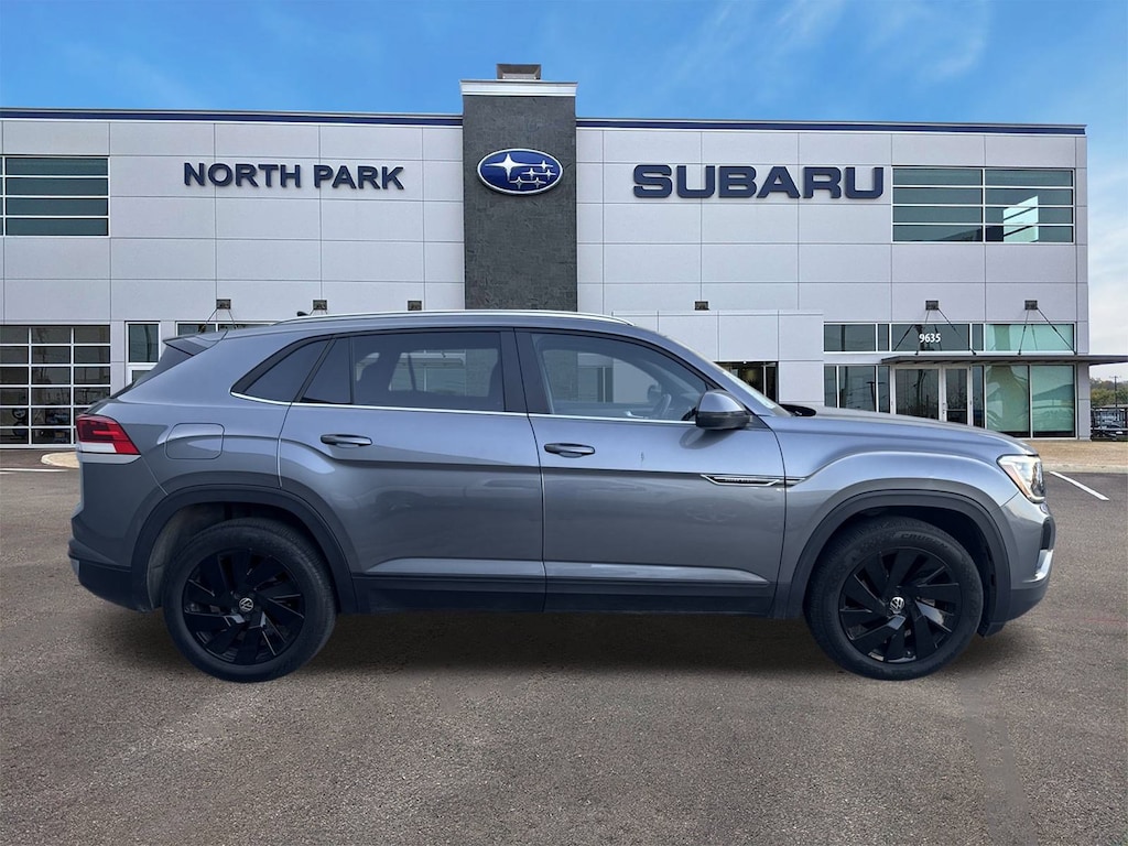 Used 2024 Volkswagen Atlas Cross Sport 2.0T SE w/Technology SUV