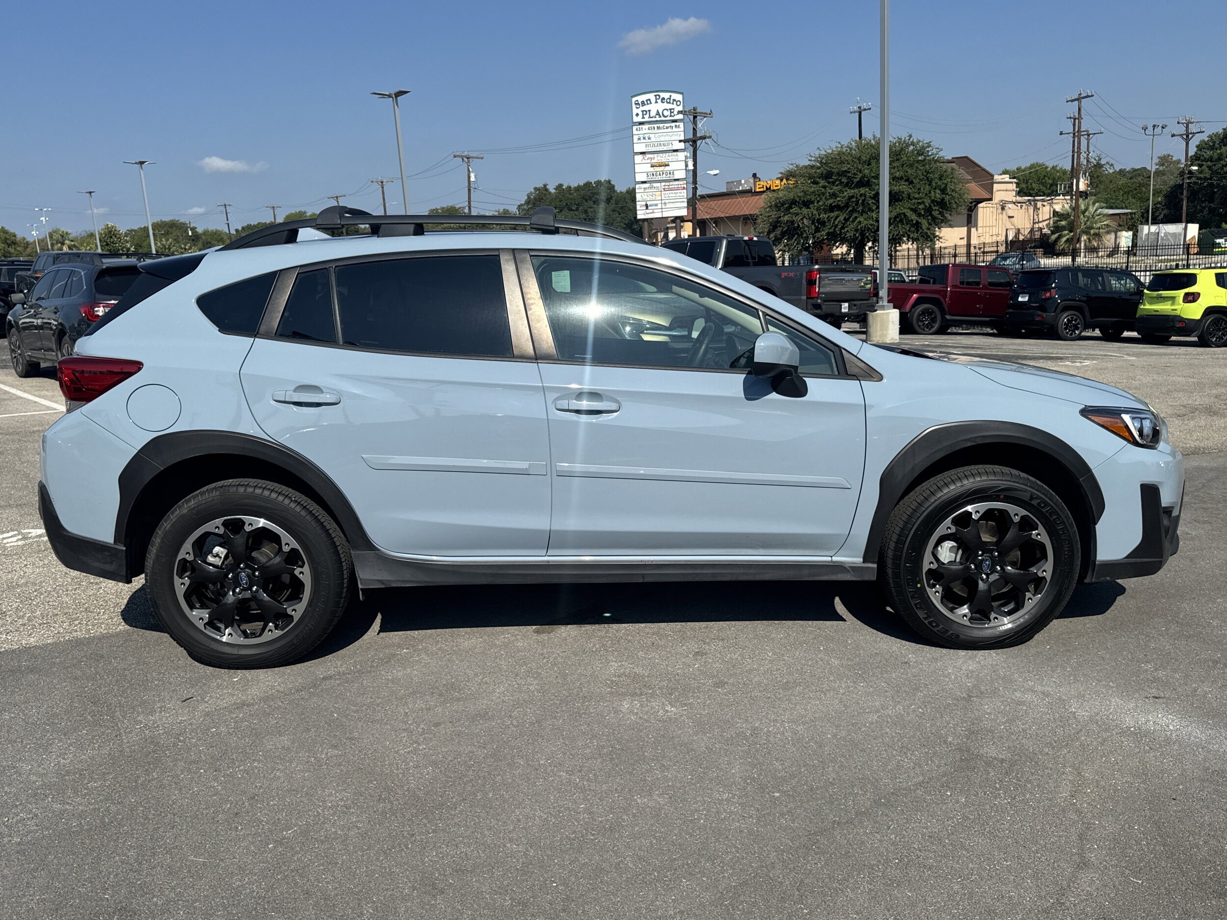 2023 Subaru Crosstrek Premium photo 2