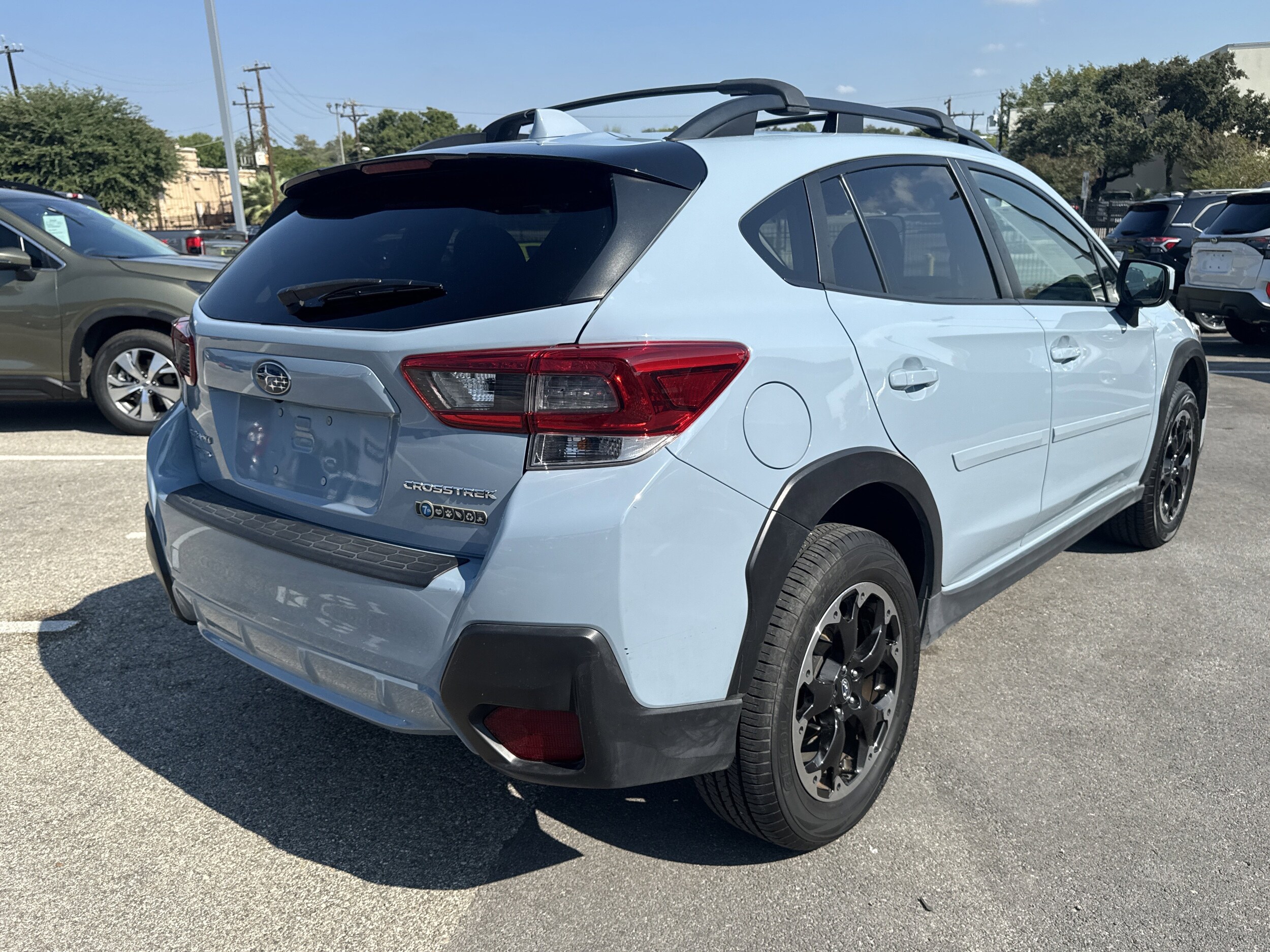 2023 Subaru Crosstrek Premium photo 3