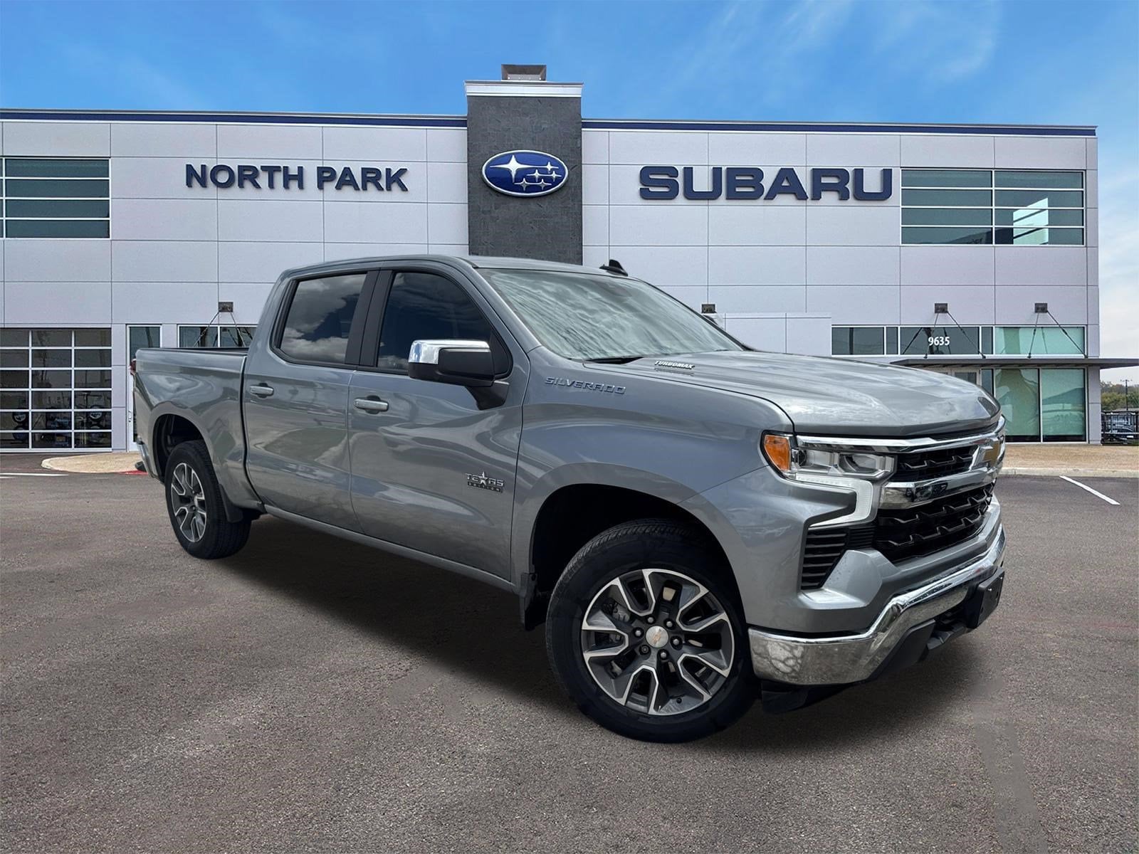 2024 Chevrolet Silverado 1500 LT Crew Cab Short Box's photo