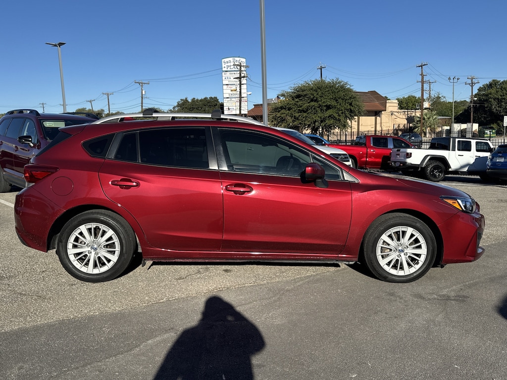 Used 2017 Subaru Impreza 2.0i Premium 5-door