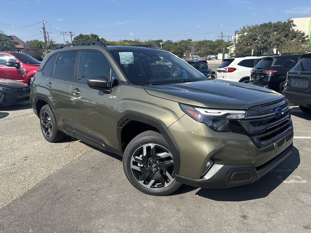 New 2025 Subaru Forester Hybrid Premium SUV