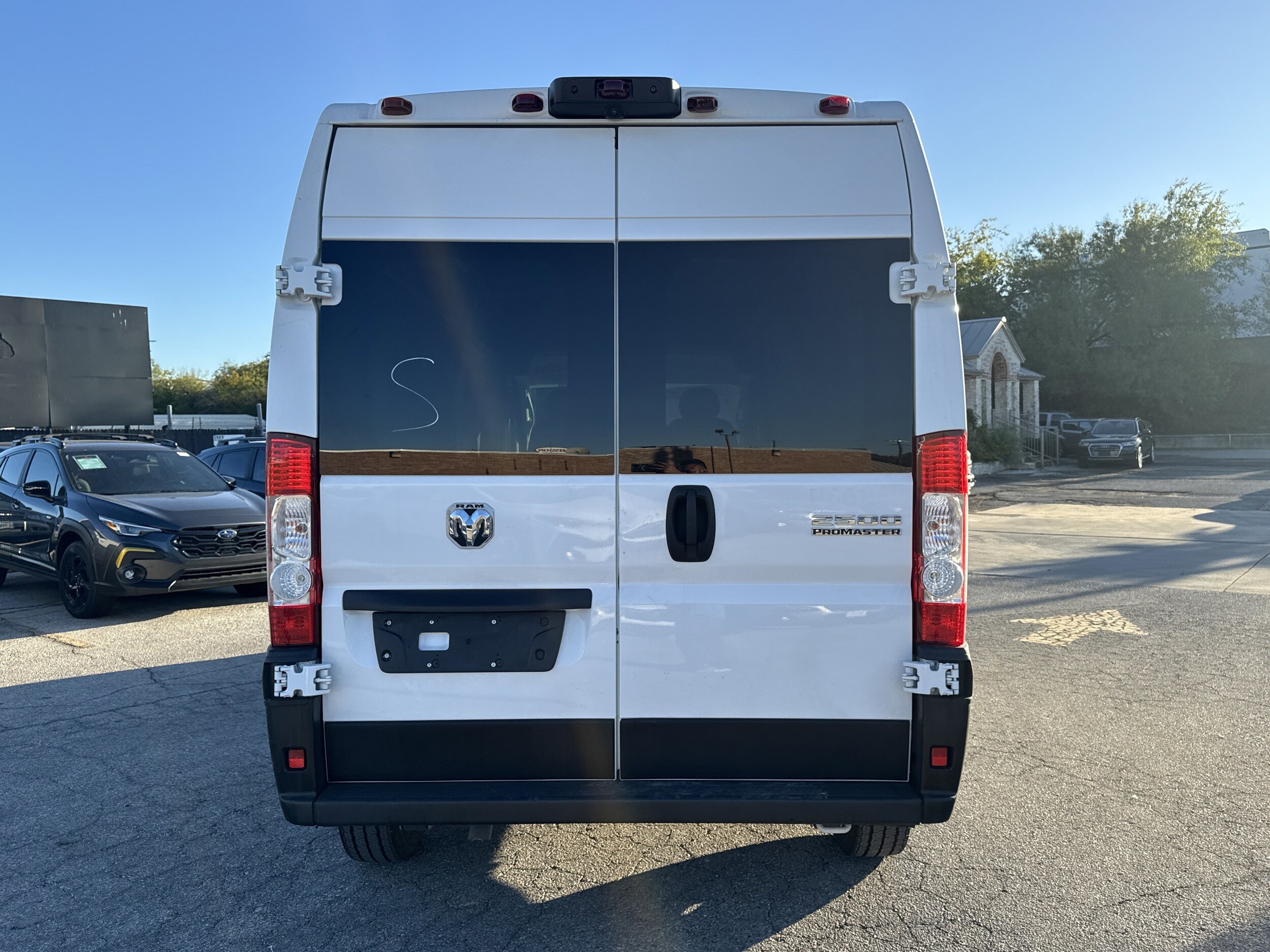 2023 Ram ProMaster 2500 photo 3