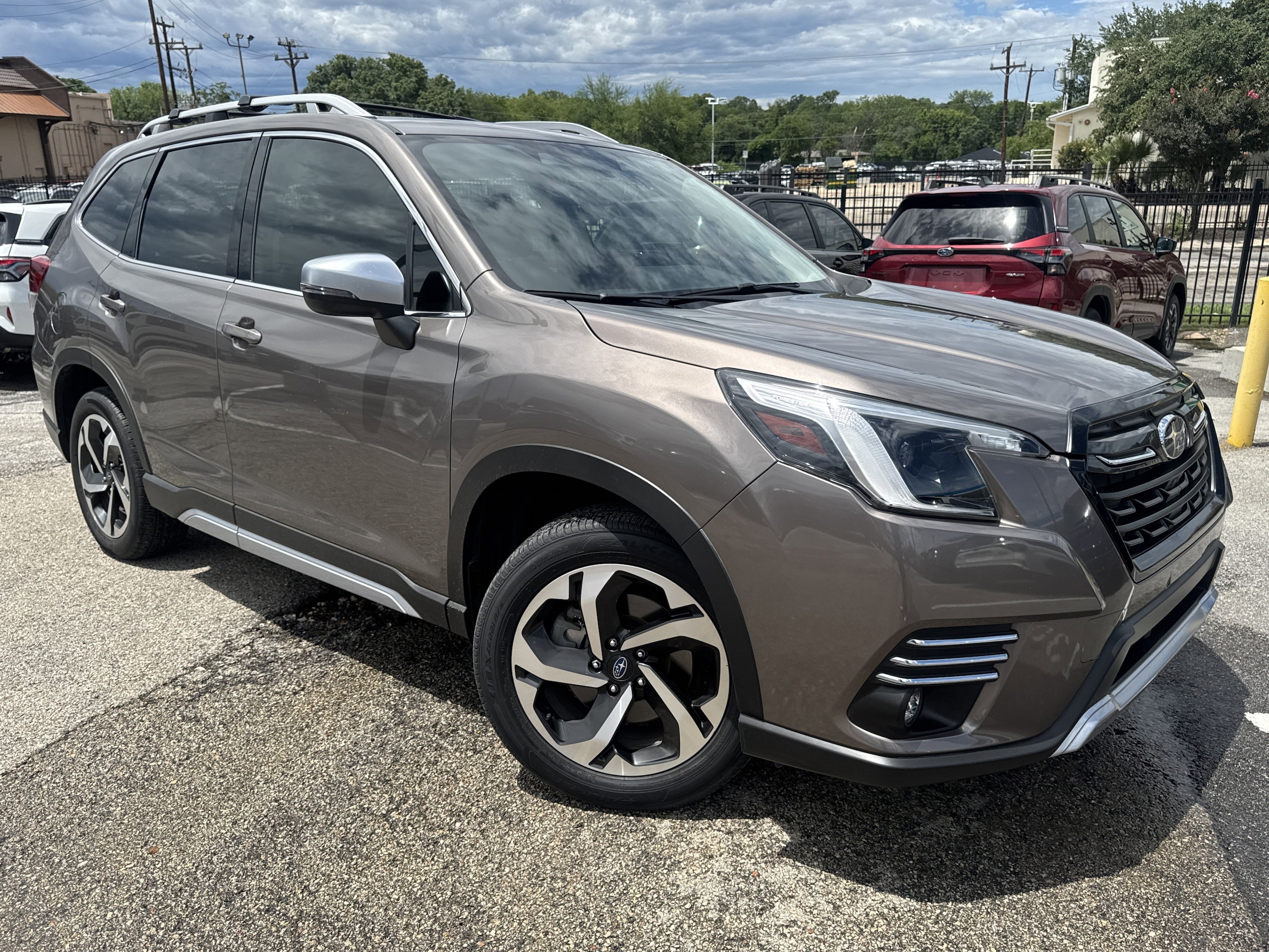 2023 Subaru Forester Touring's photo
