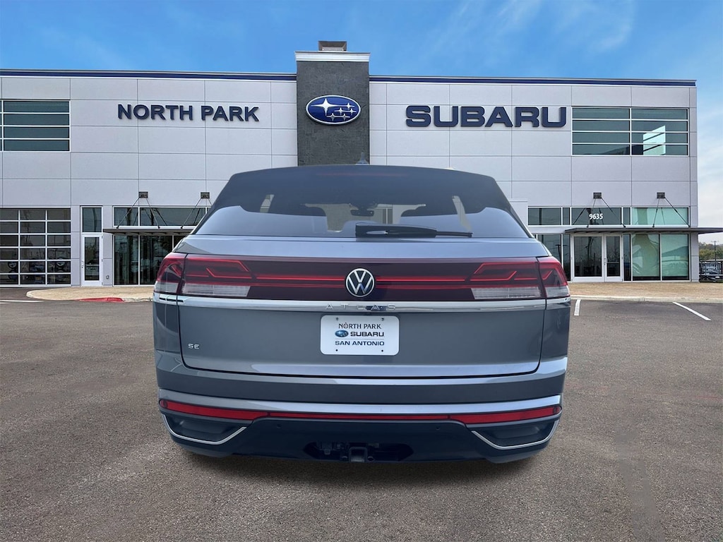 Used 2024 Volkswagen Atlas Cross Sport 2.0T SE w/Technology SUV