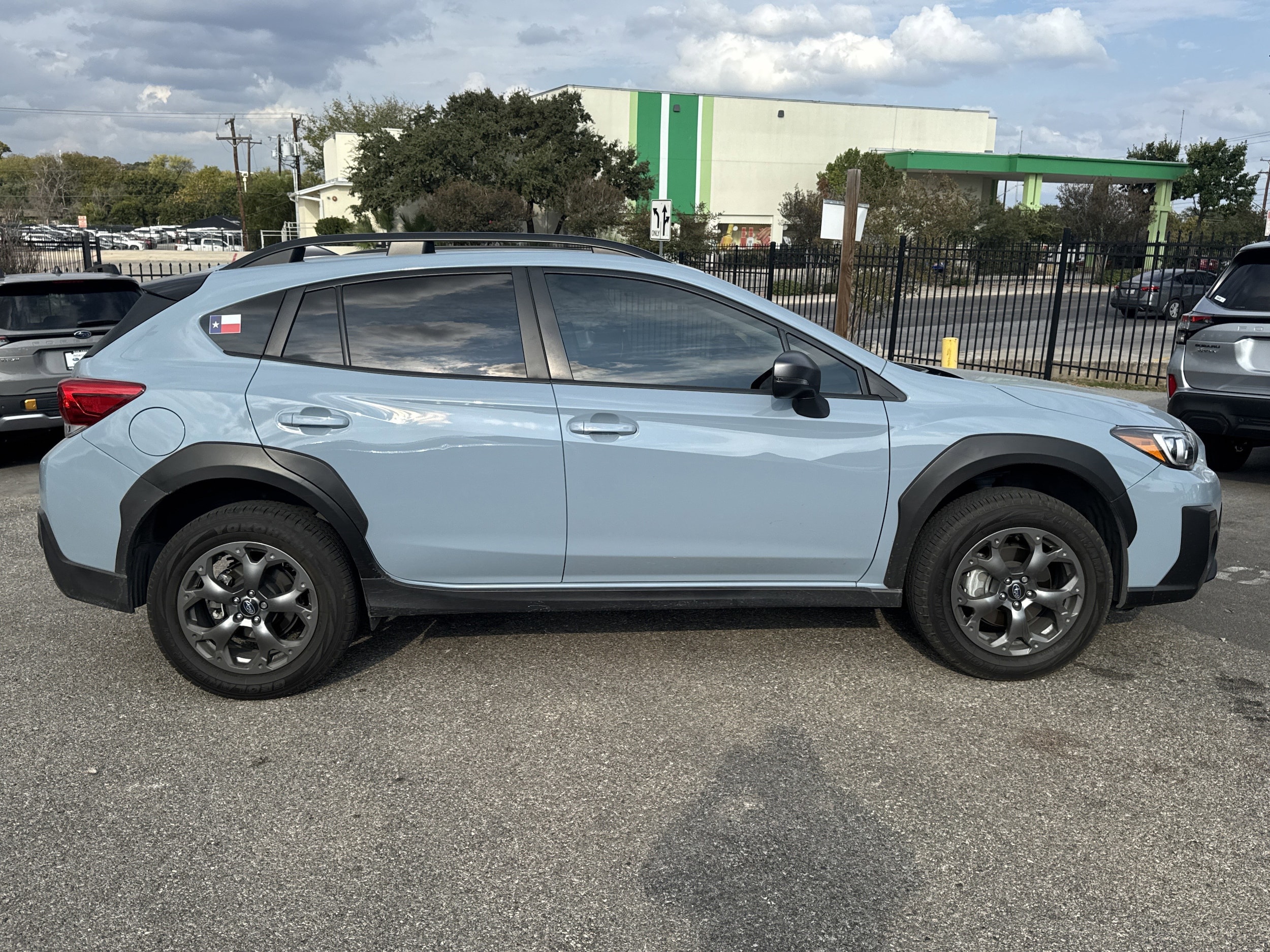 2023 Subaru Crosstrek Sport photo 2