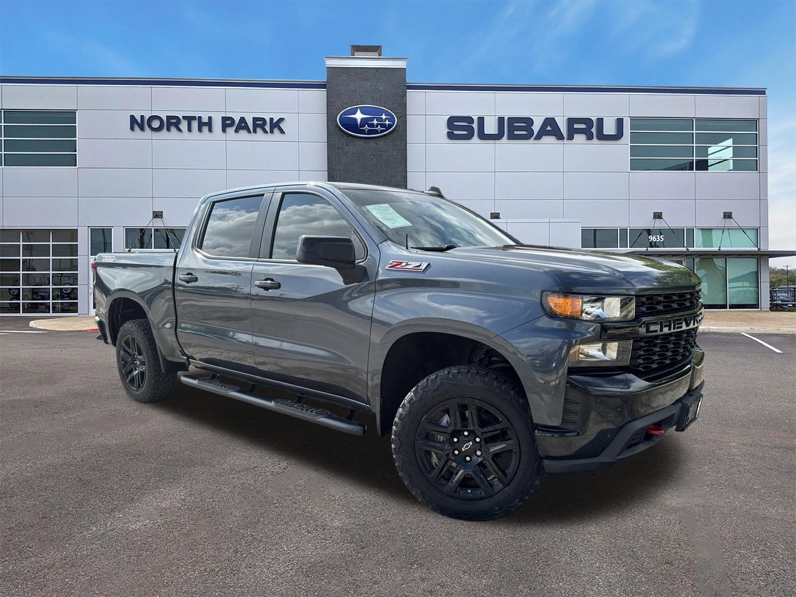 2021 Chevrolet Silverado 1500 Custom Trail Boss 4X4 Crew Cab Short Box's photo