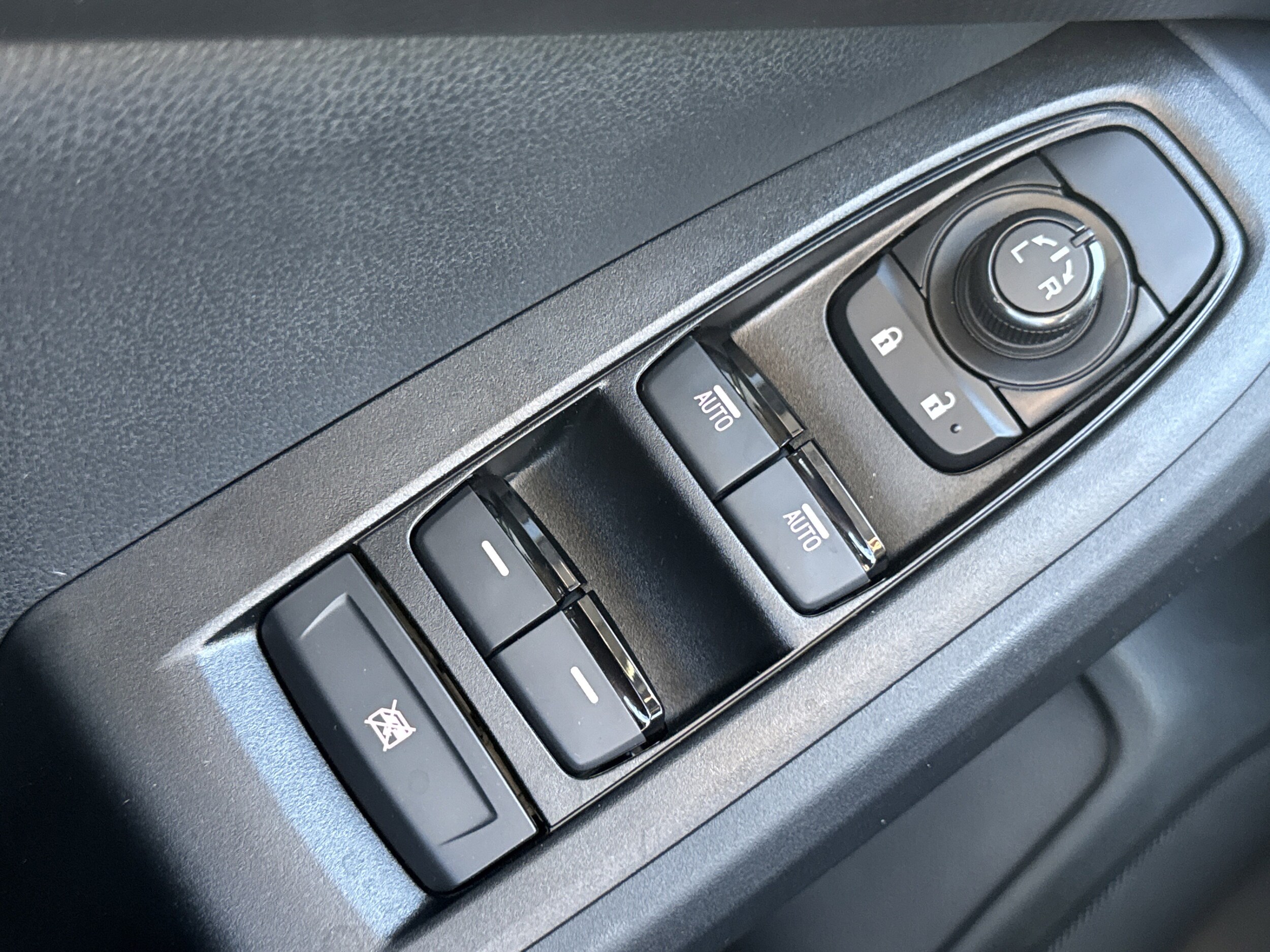 2026 Subaru Crosstrek Premium - Photo 23