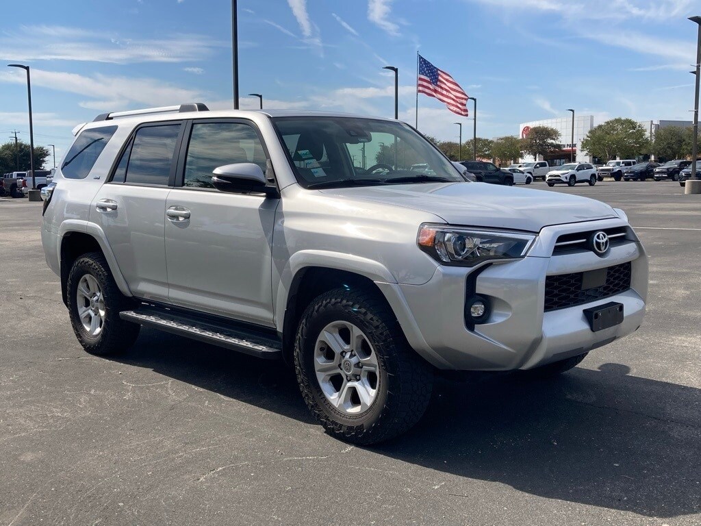 2021 Toyota 4Runner SR5 Premium photo 2