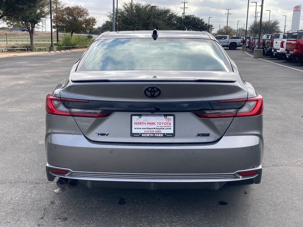 2026 Toyota Camry XSE - Photo 6
