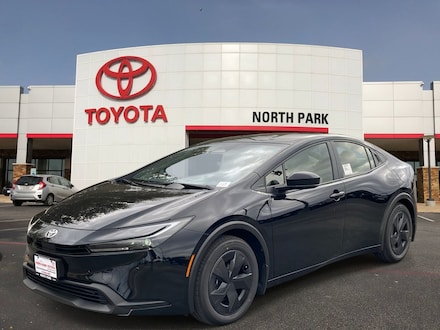 2026 Toyota Prius LE Hatchback