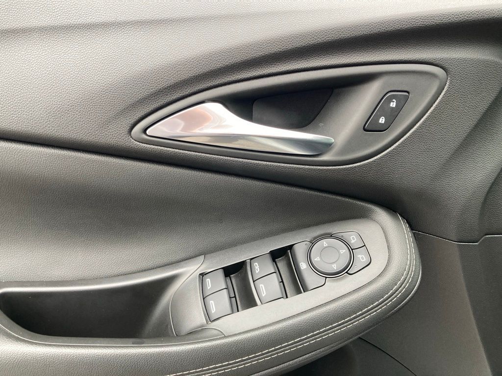 2025 Buick Encore GX Preferred - Photo 12