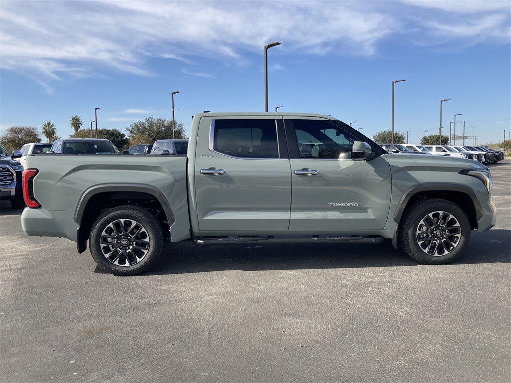 2026 Toyota Tundra Limited photo 4