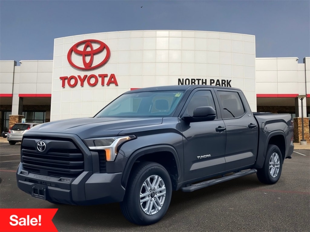 2024 Toyota Tundra SR5's photo