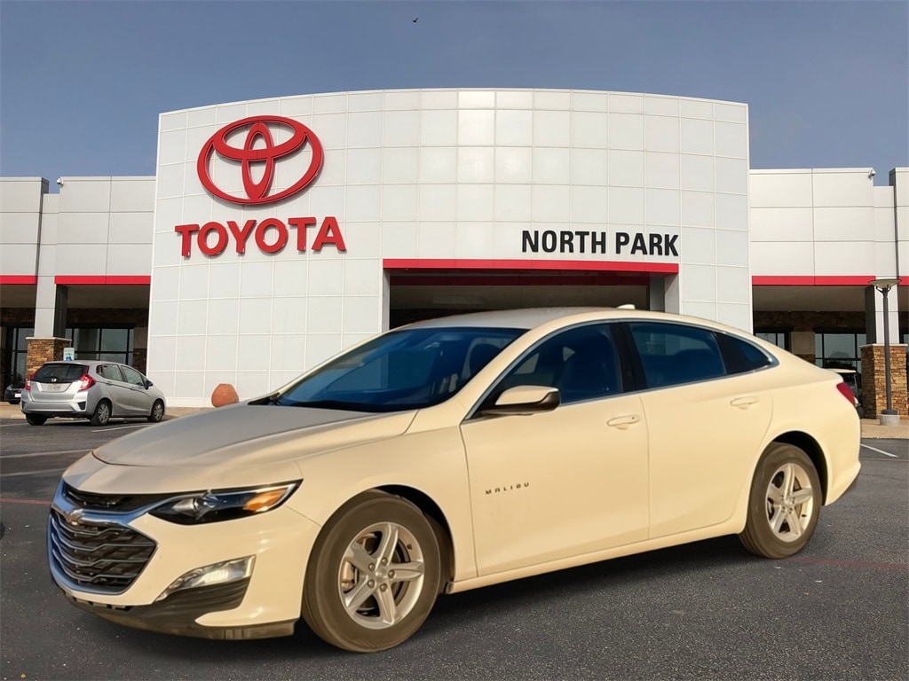 2024 Chevrolet Malibu 1LT's photo