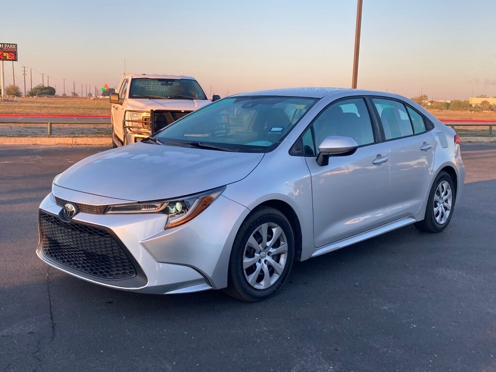 Used 2022 Toyota Corolla LE Sedan